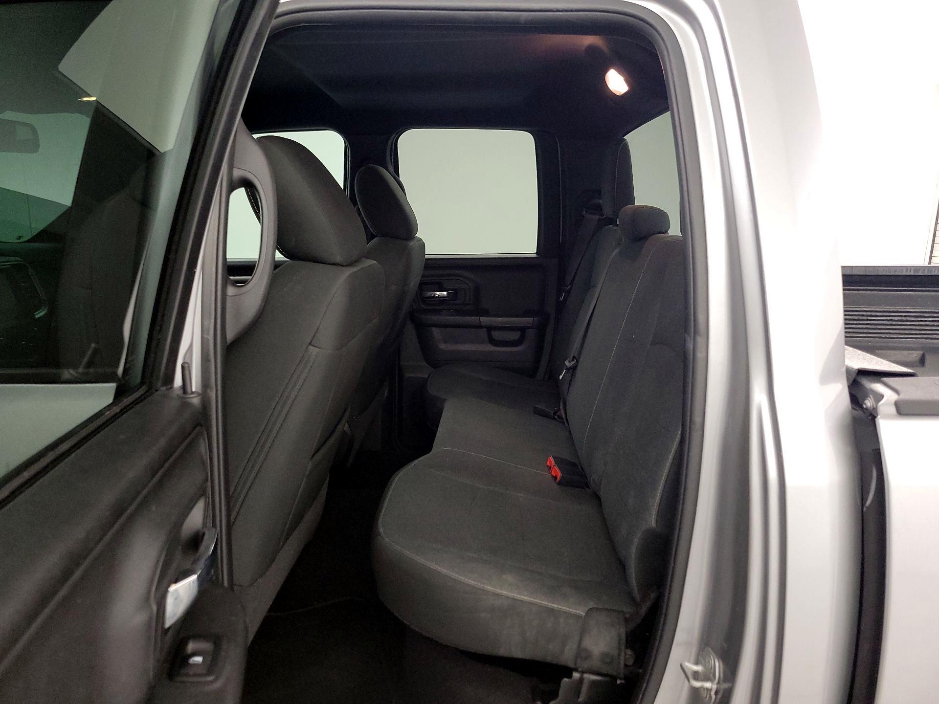 Thumbnail: 2021 RAM 1500 Classic - 19