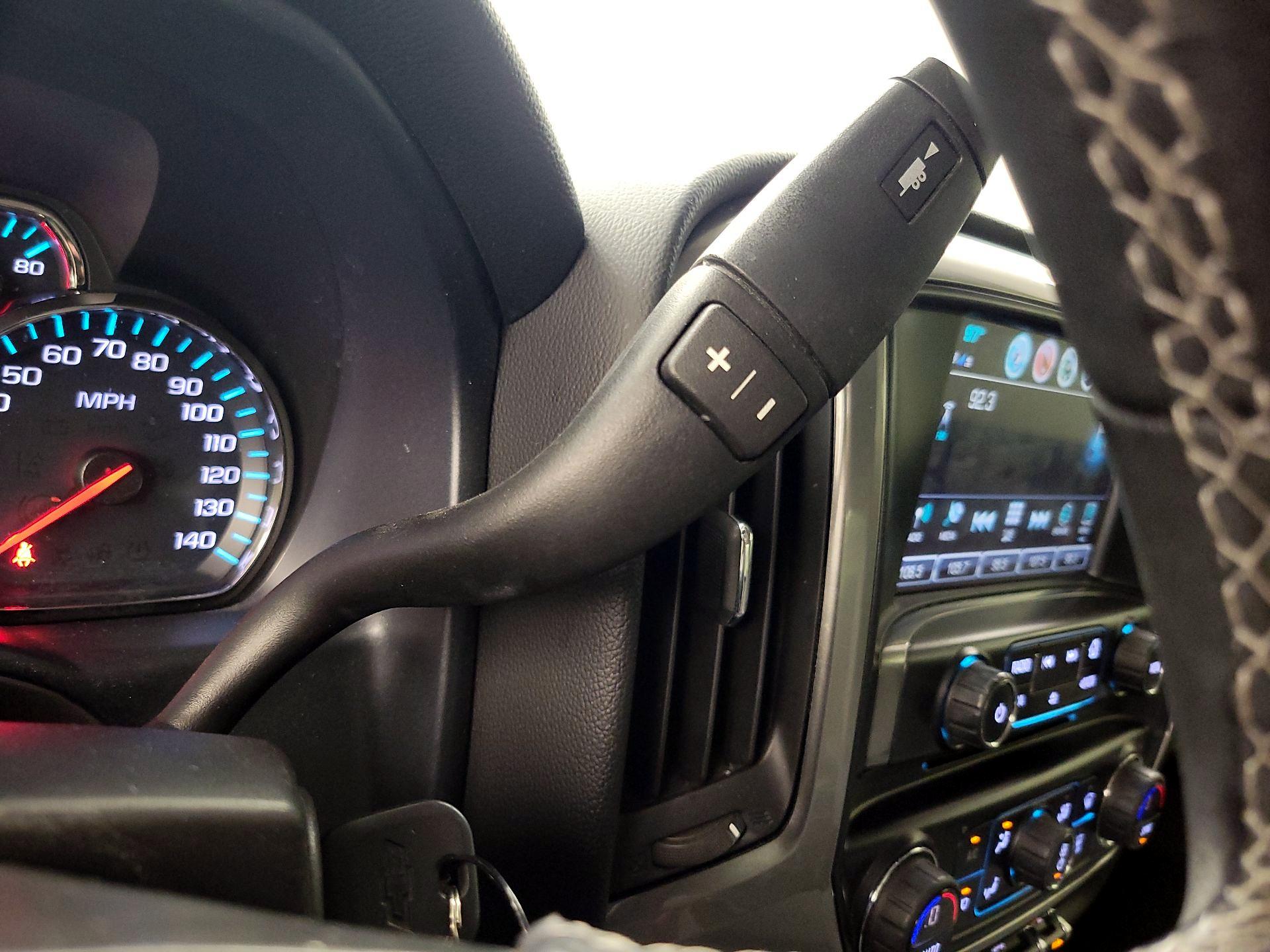 Thumbnail: 2018 Chevrolet Silverado 1500 - 17
