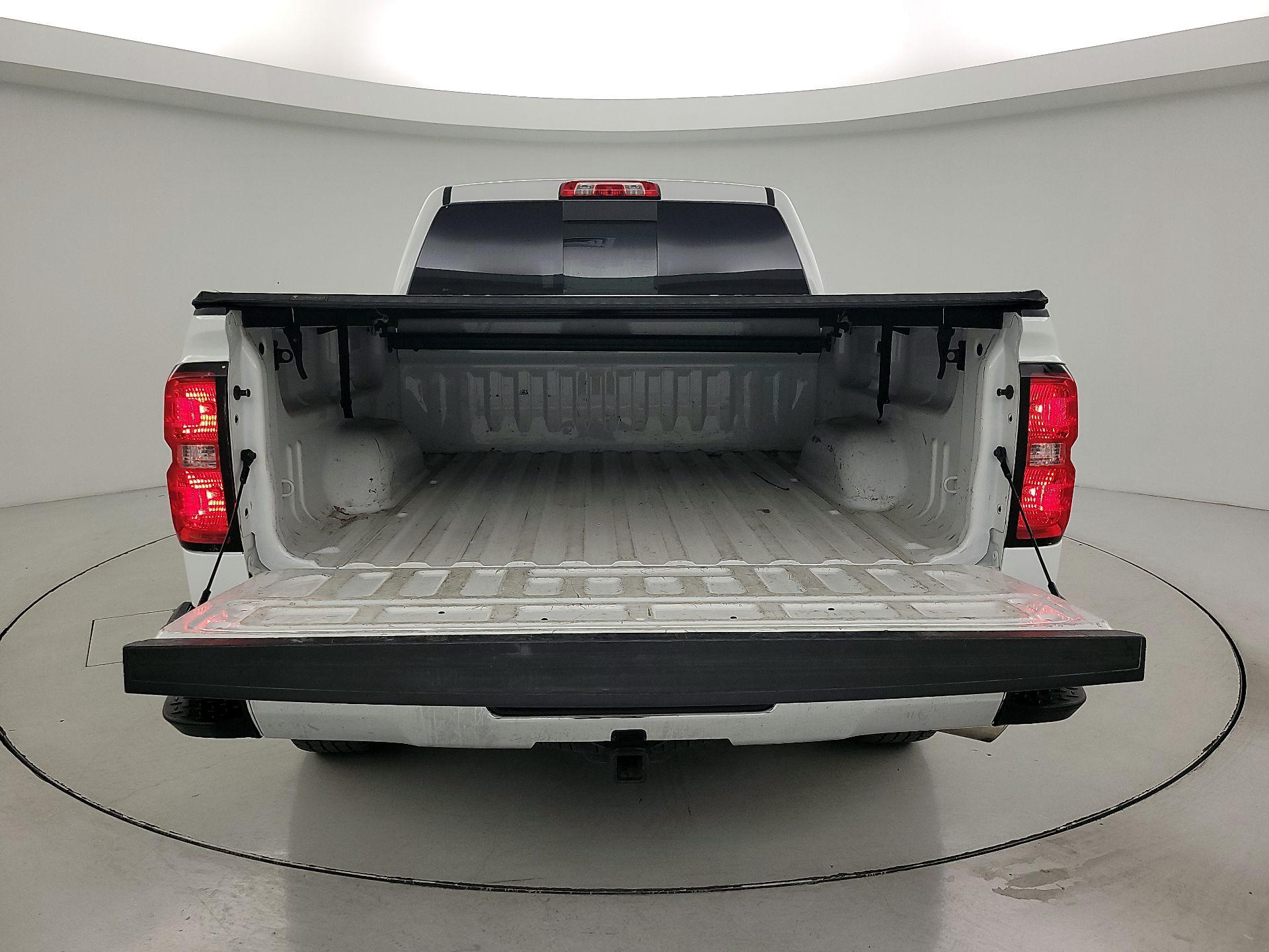 Thumbnail: 2018 Chevrolet Silverado 1500 - 19