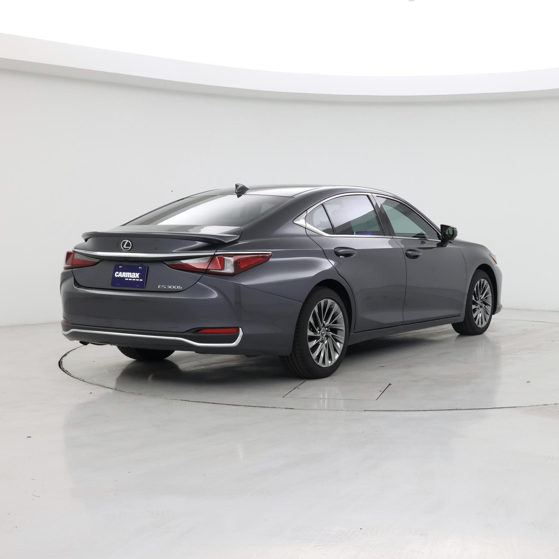 Thumbnail: 2024 Lexus ES - 8