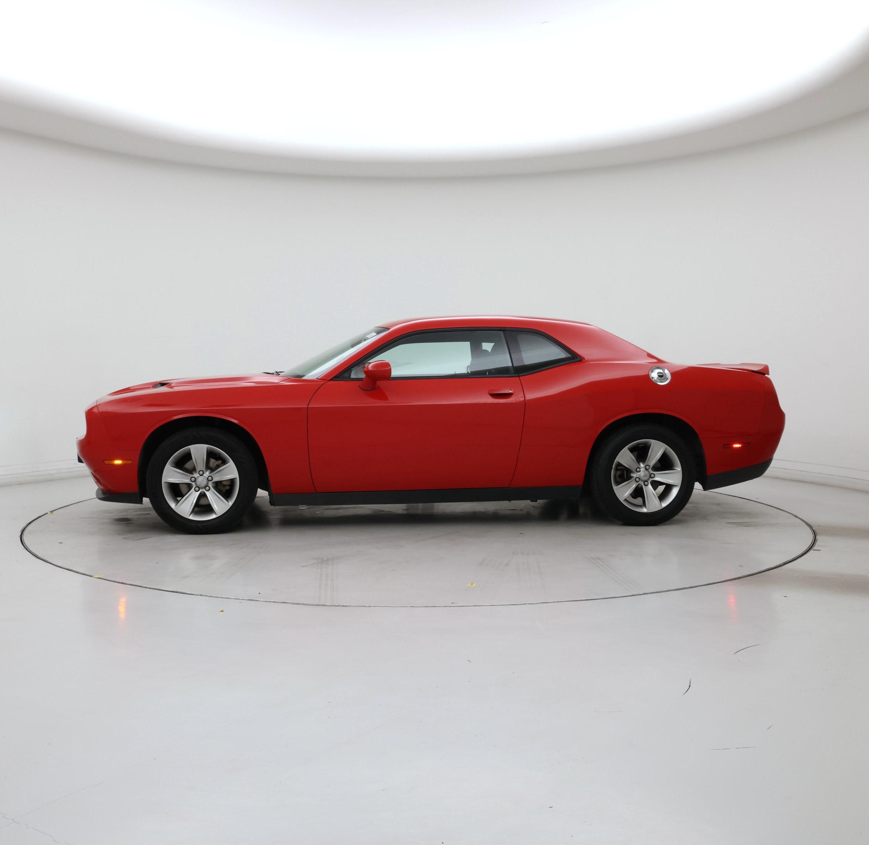 Thumbnail: 2021 Dodge Challenger - 3