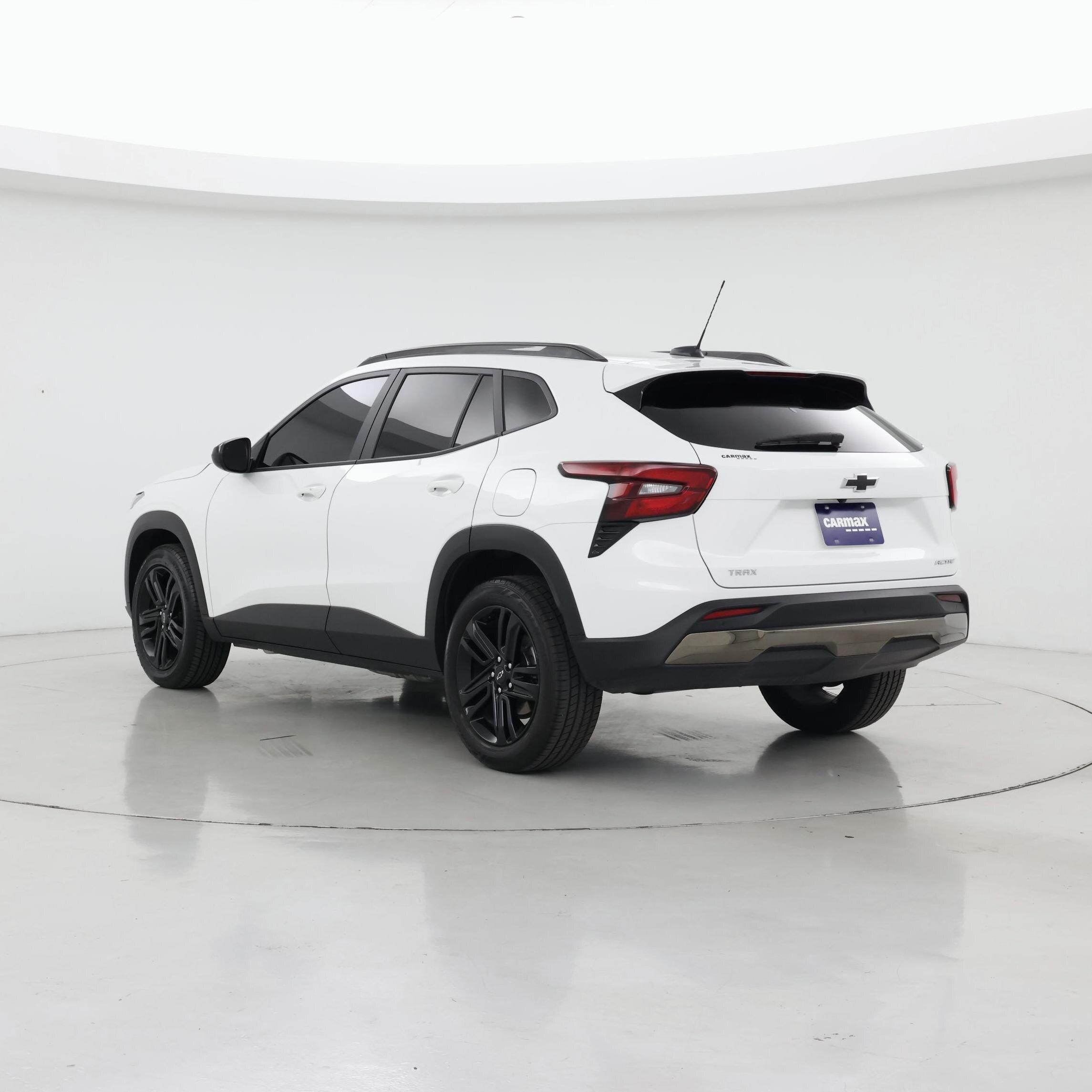 Thumbnail: 2024 Chevrolet Trax - 2