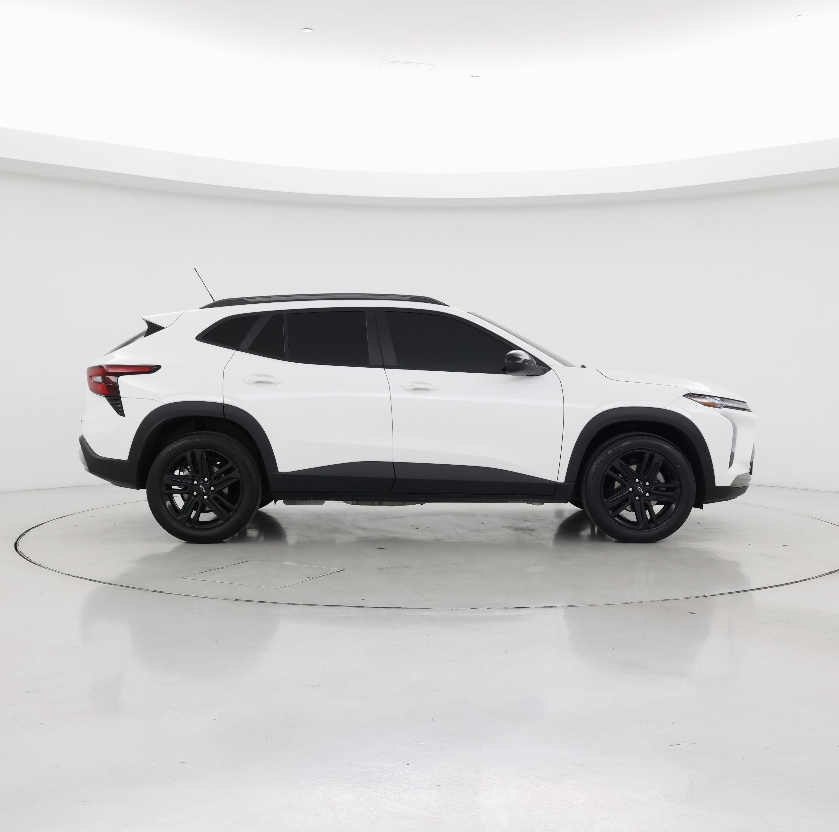Thumbnail: 2024 Chevrolet Trax - 7