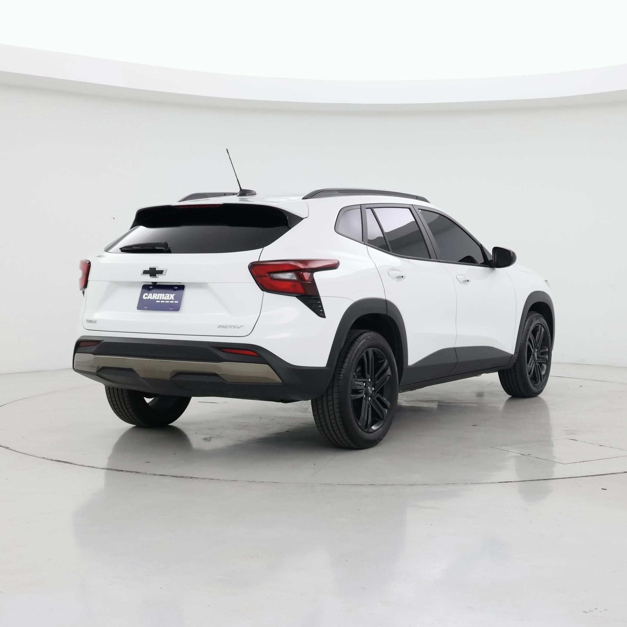 Thumbnail: 2024 Chevrolet Trax - 8