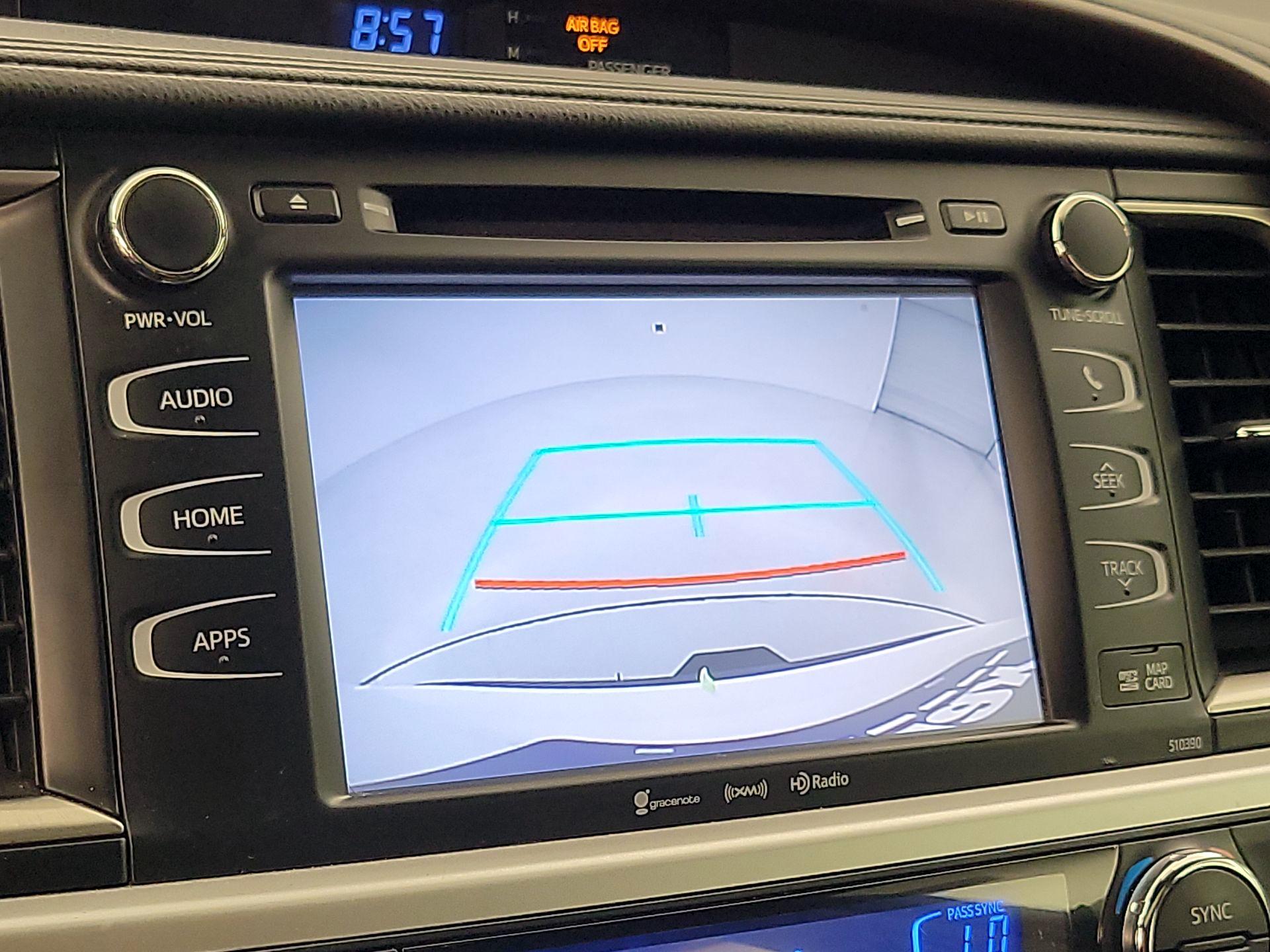 Thumbnail: 2019 Toyota Highlander - 14