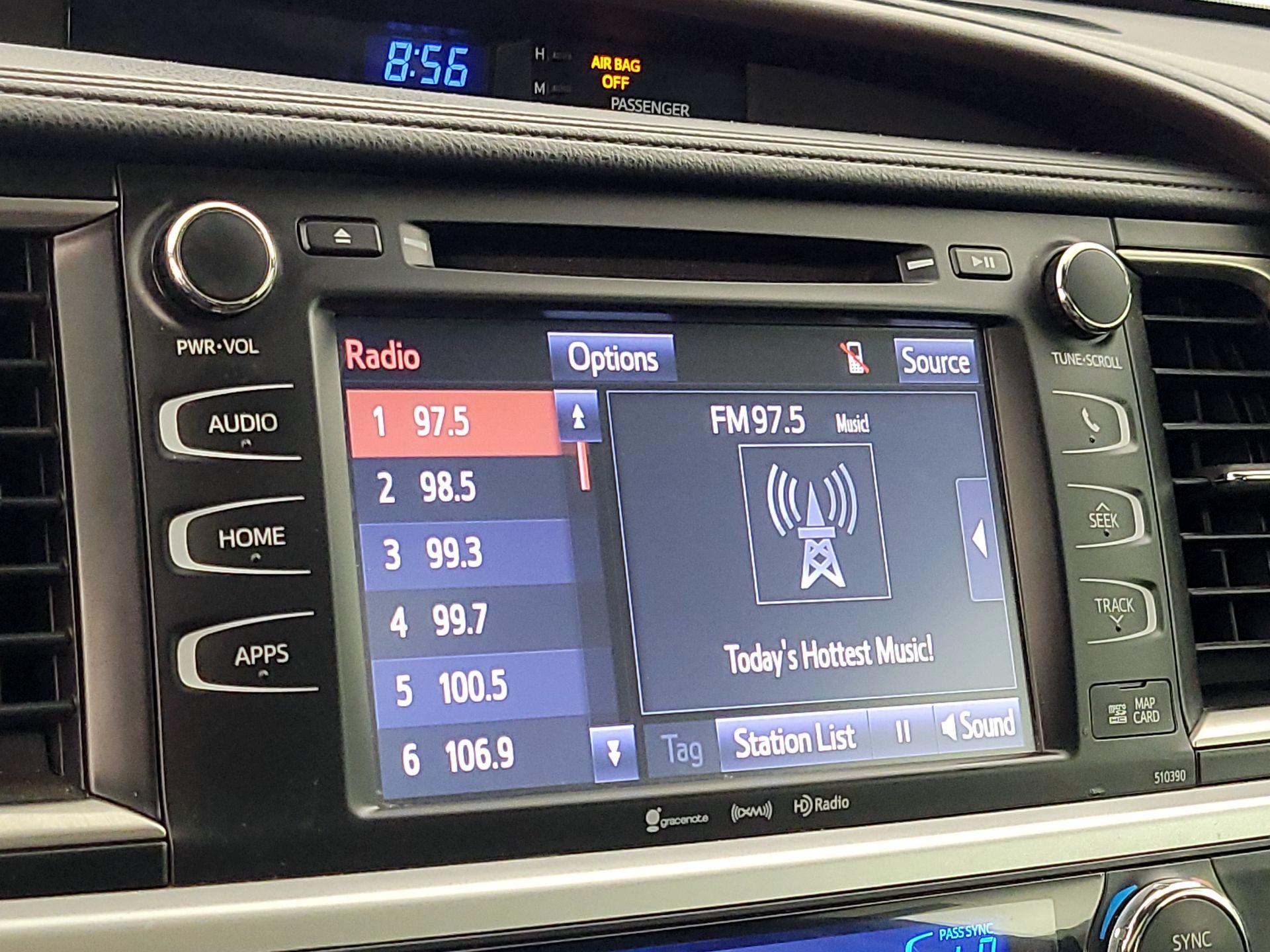 Thumbnail: 2019 Toyota Highlander - 15