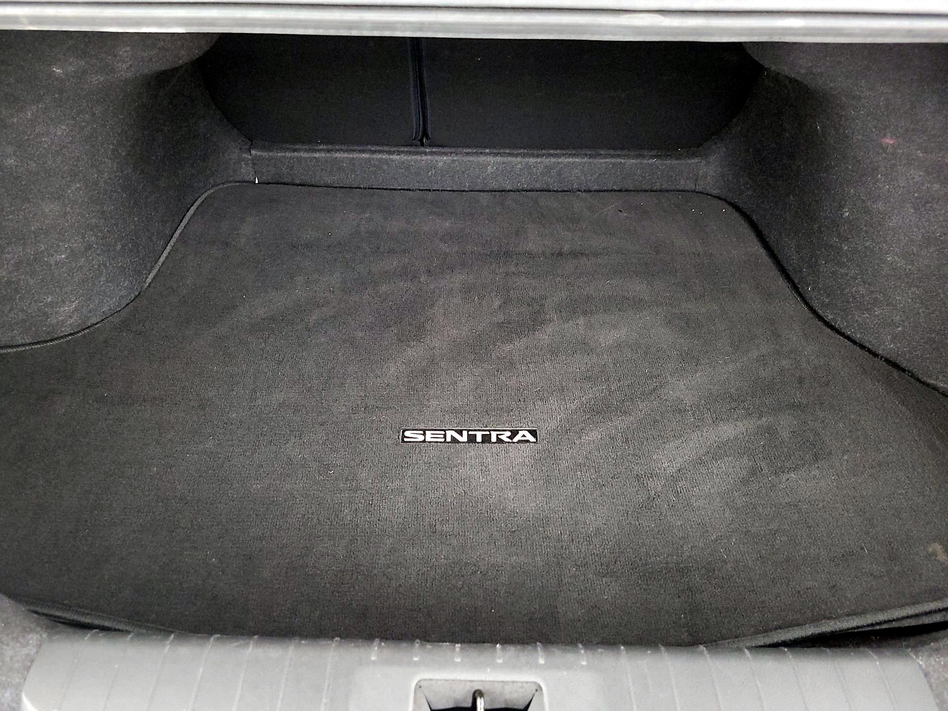 Thumbnail: 2020 Nissan Sentra - 20