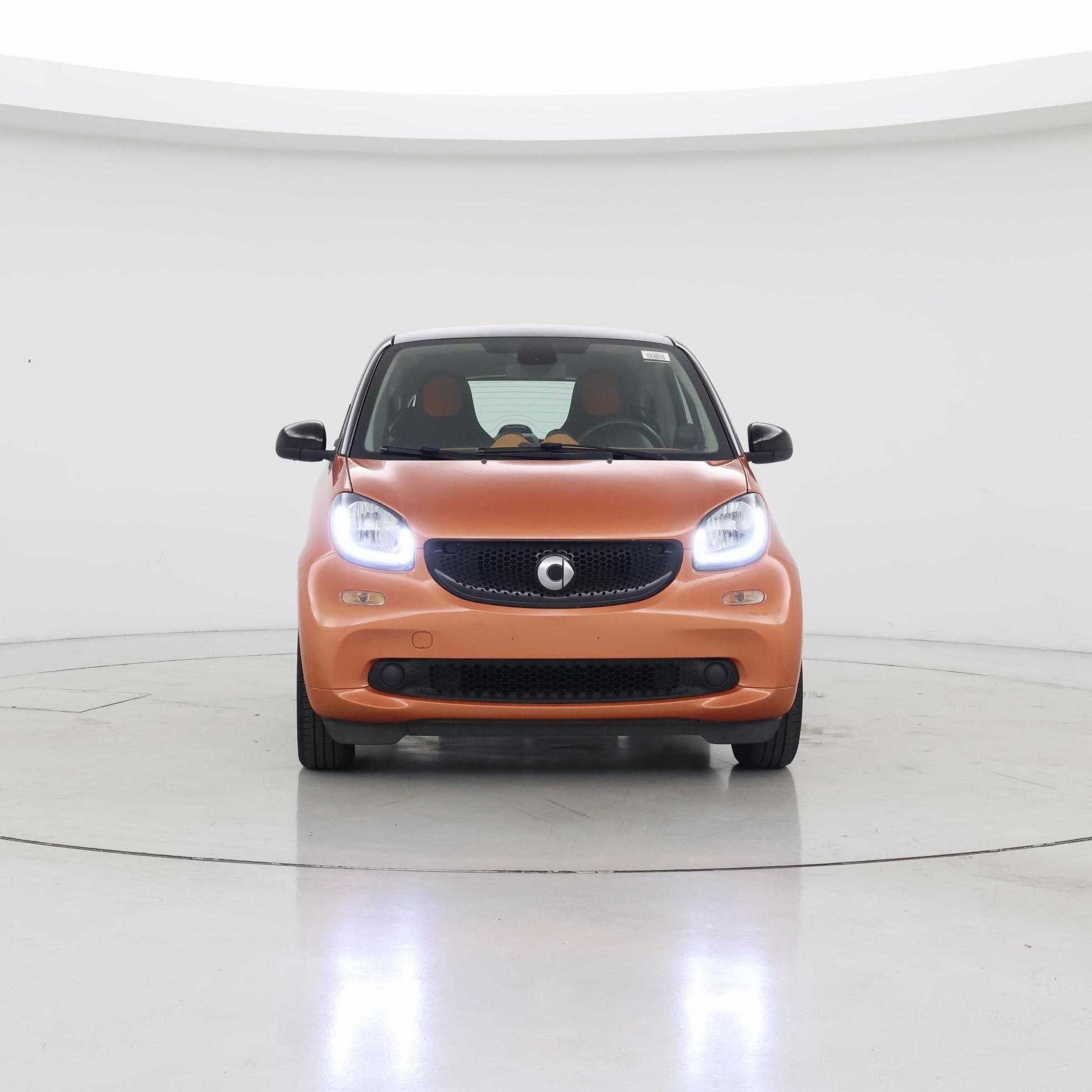 Thumbnail: 2016 smart fortwo - 5