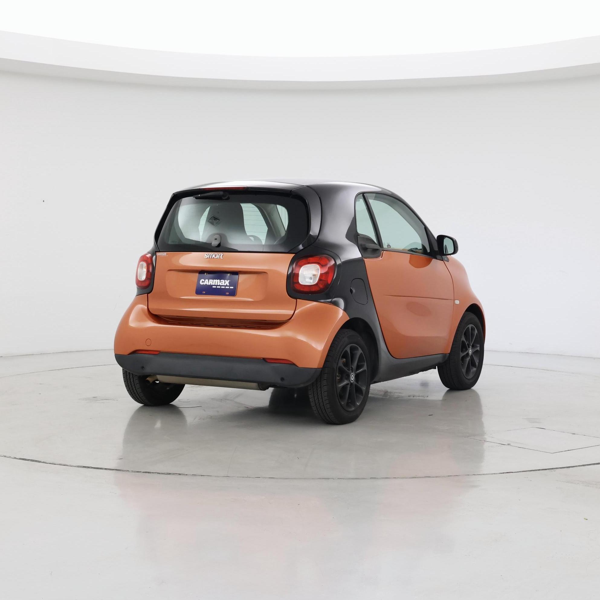 Thumbnail: 2016 smart fortwo - 8