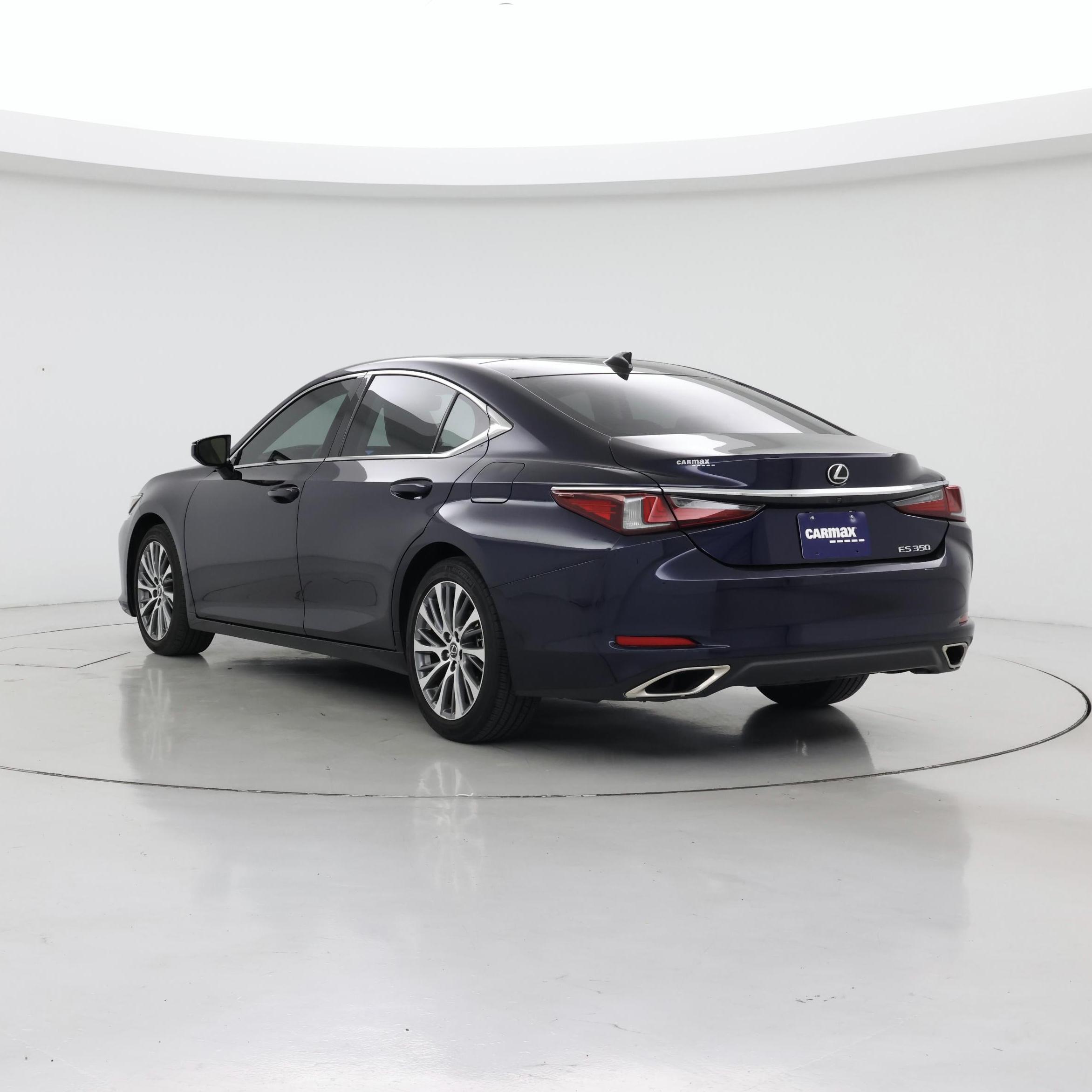 Thumbnail: 2019 Lexus ES - 2