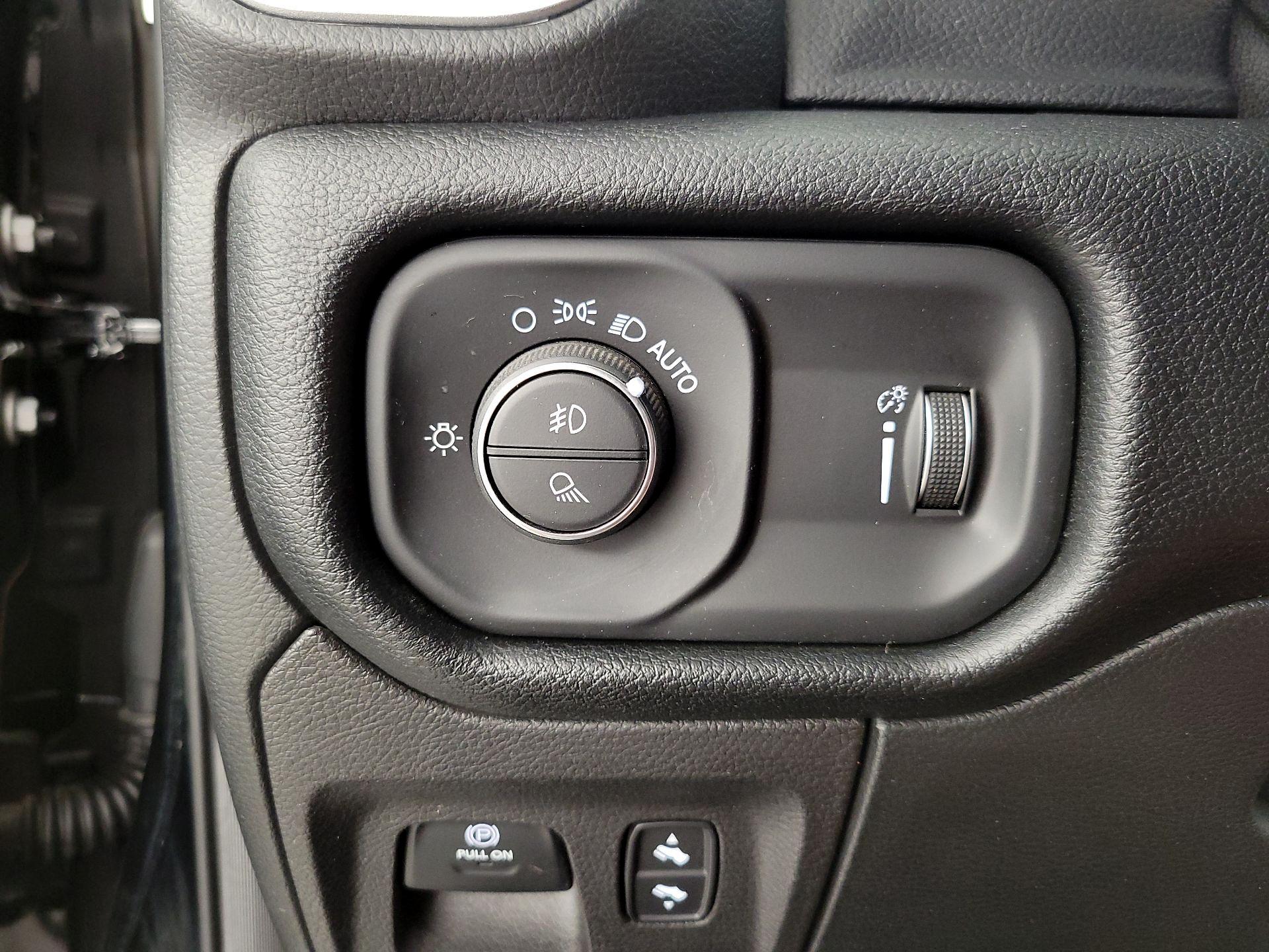 Thumbnail: 2021 RAM 1500 - 13