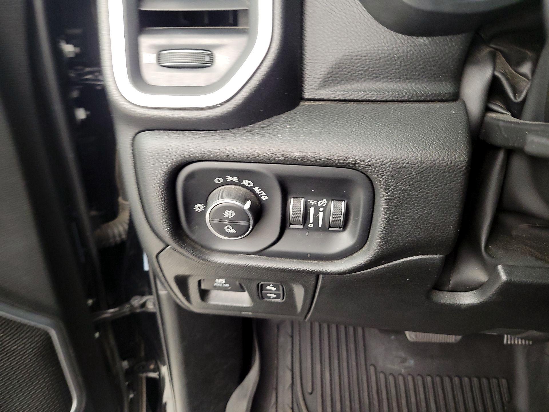Thumbnail: 2023 RAM 1500 - 13