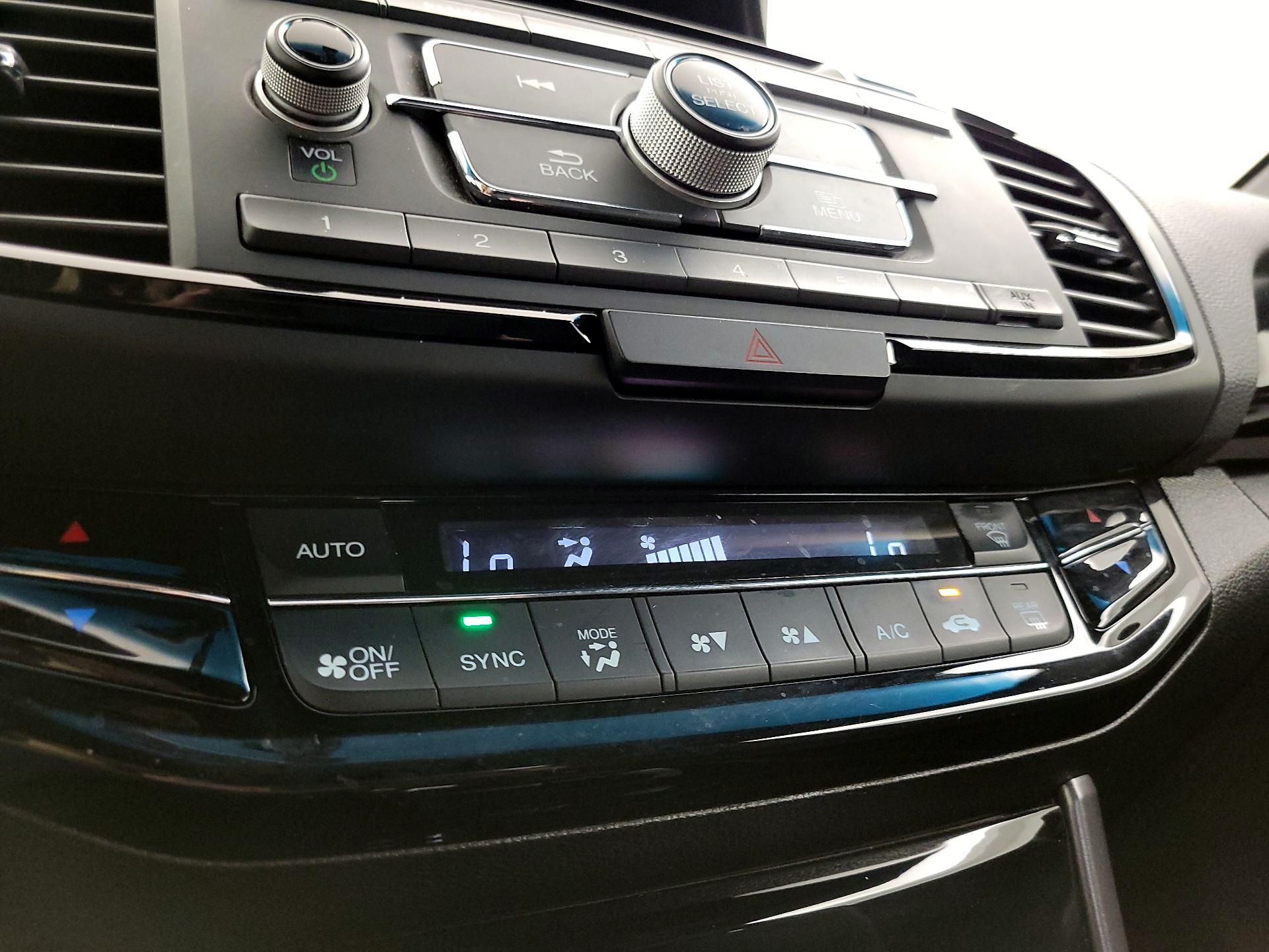 Thumbnail: 2016 Honda Accord - 16
