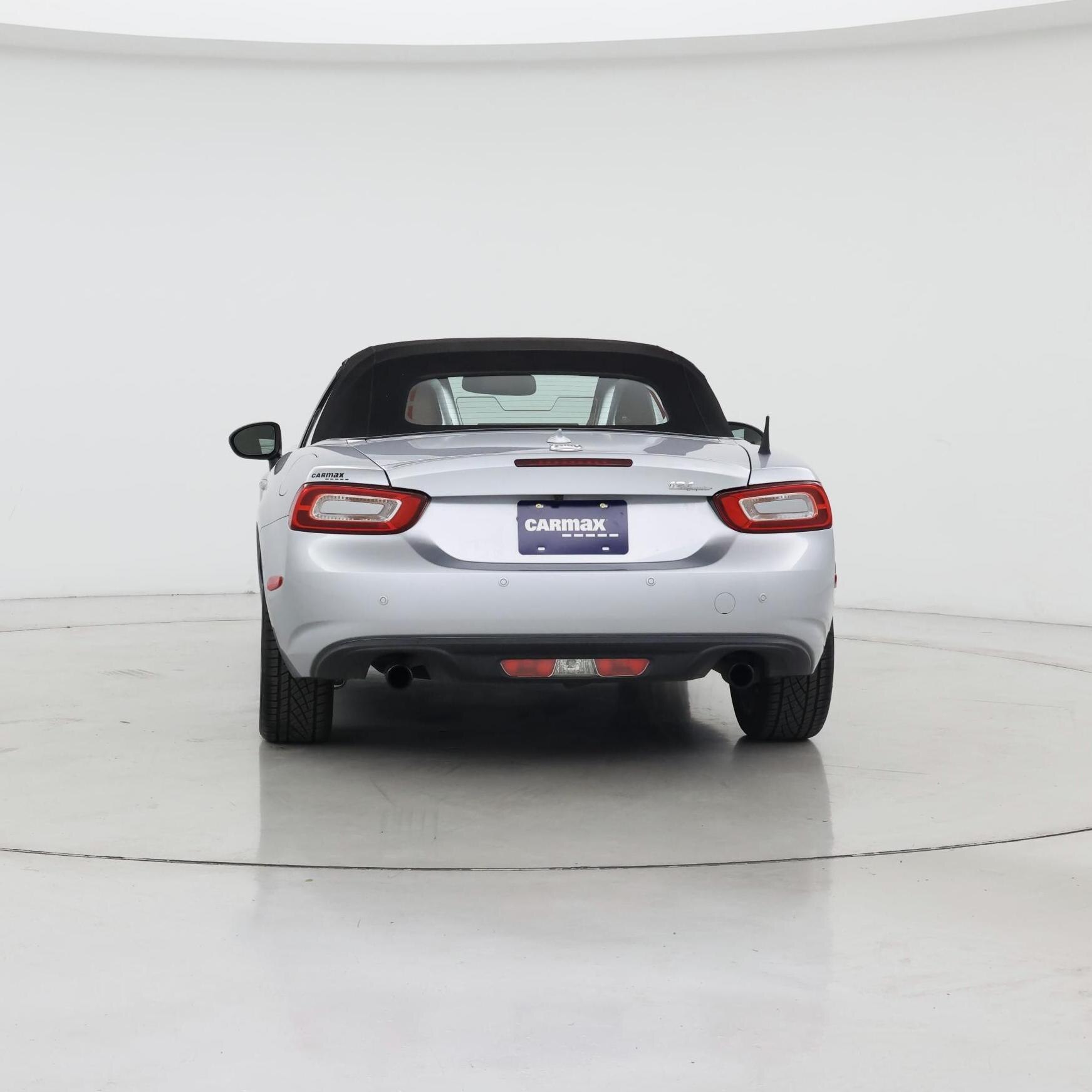 Thumbnail: 2018 Fiat 124 Spider - 6