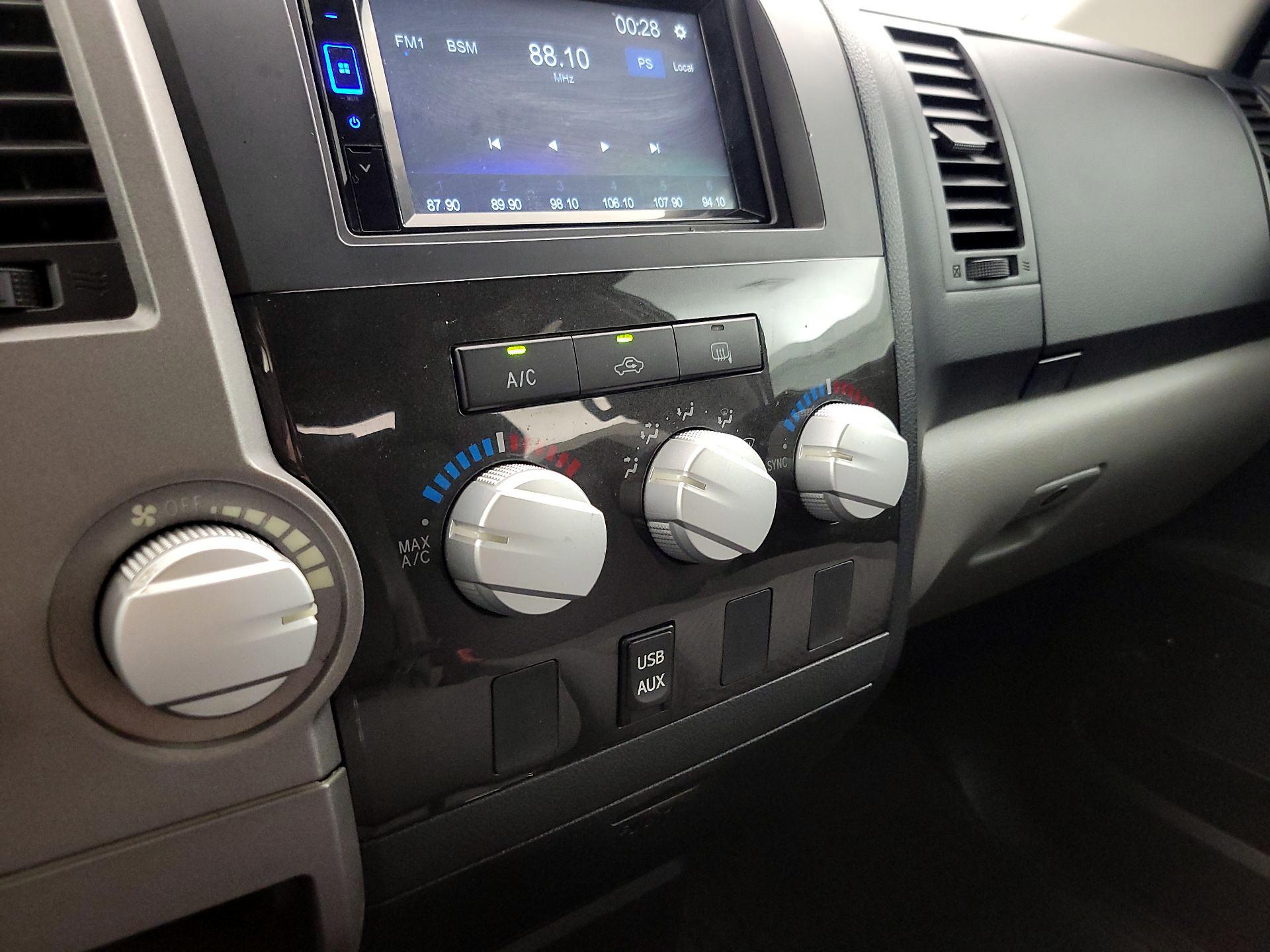 Thumbnail: 2013 Toyota Tundra - 15