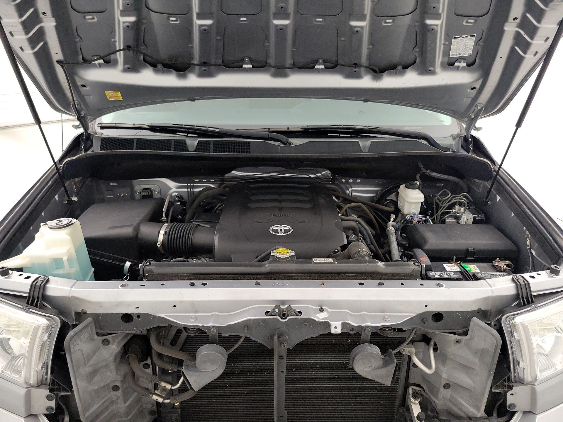 Thumbnail: 2013 Toyota Tundra - 20