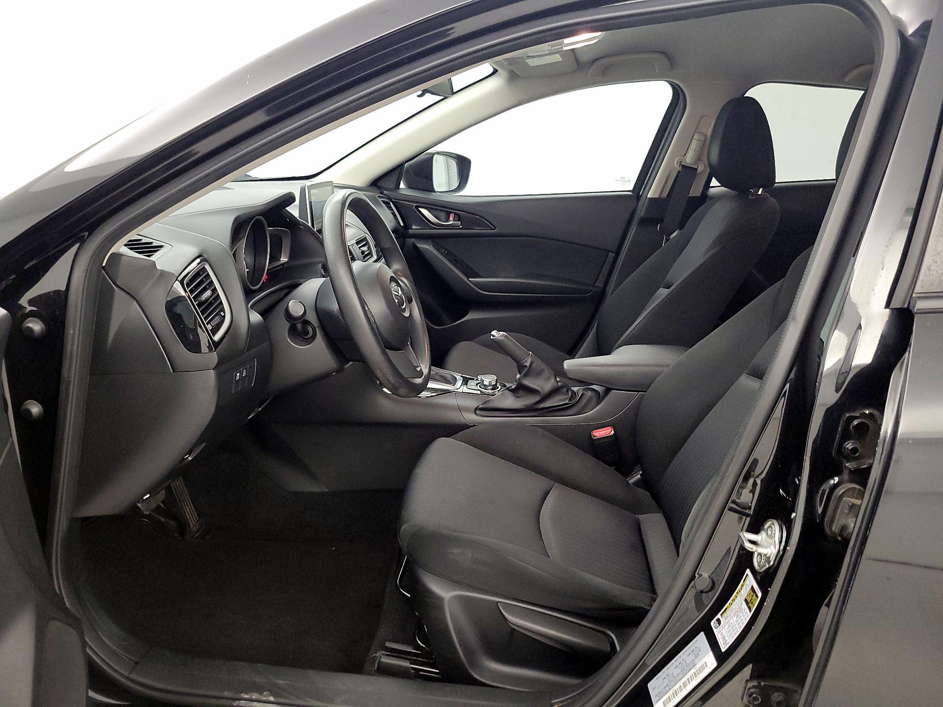 Thumbnail: 2016 Mazda Mazda3 - 11
