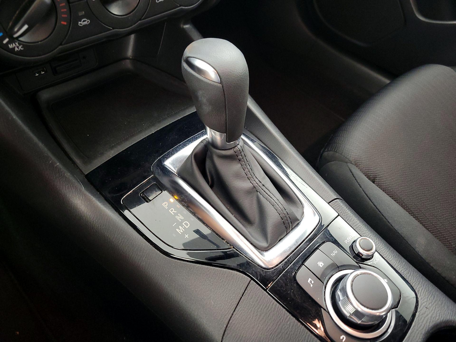 Thumbnail: 2016 Mazda Mazda3 - 18
