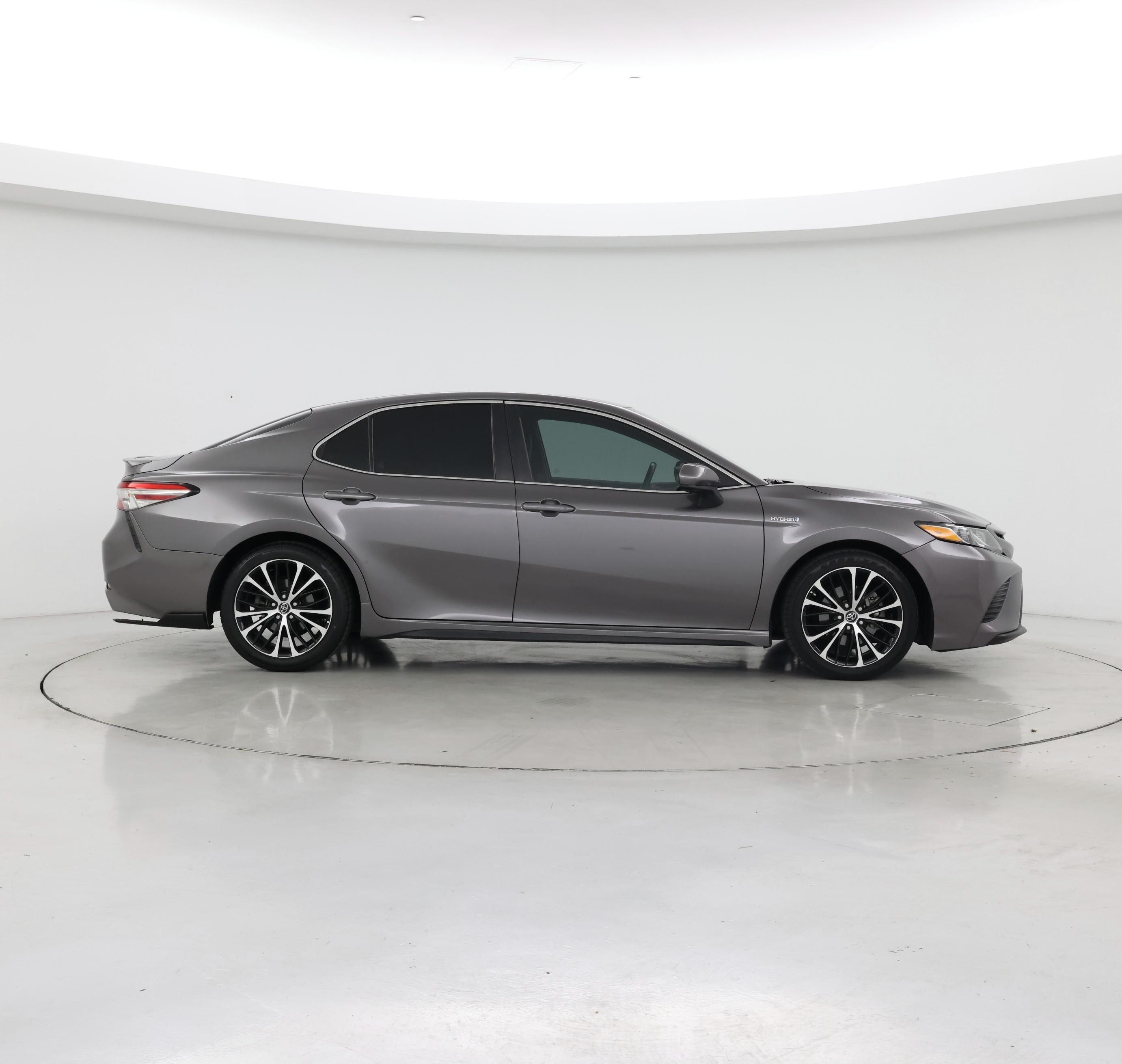 Thumbnail: 2018 Toyota Camry - 7