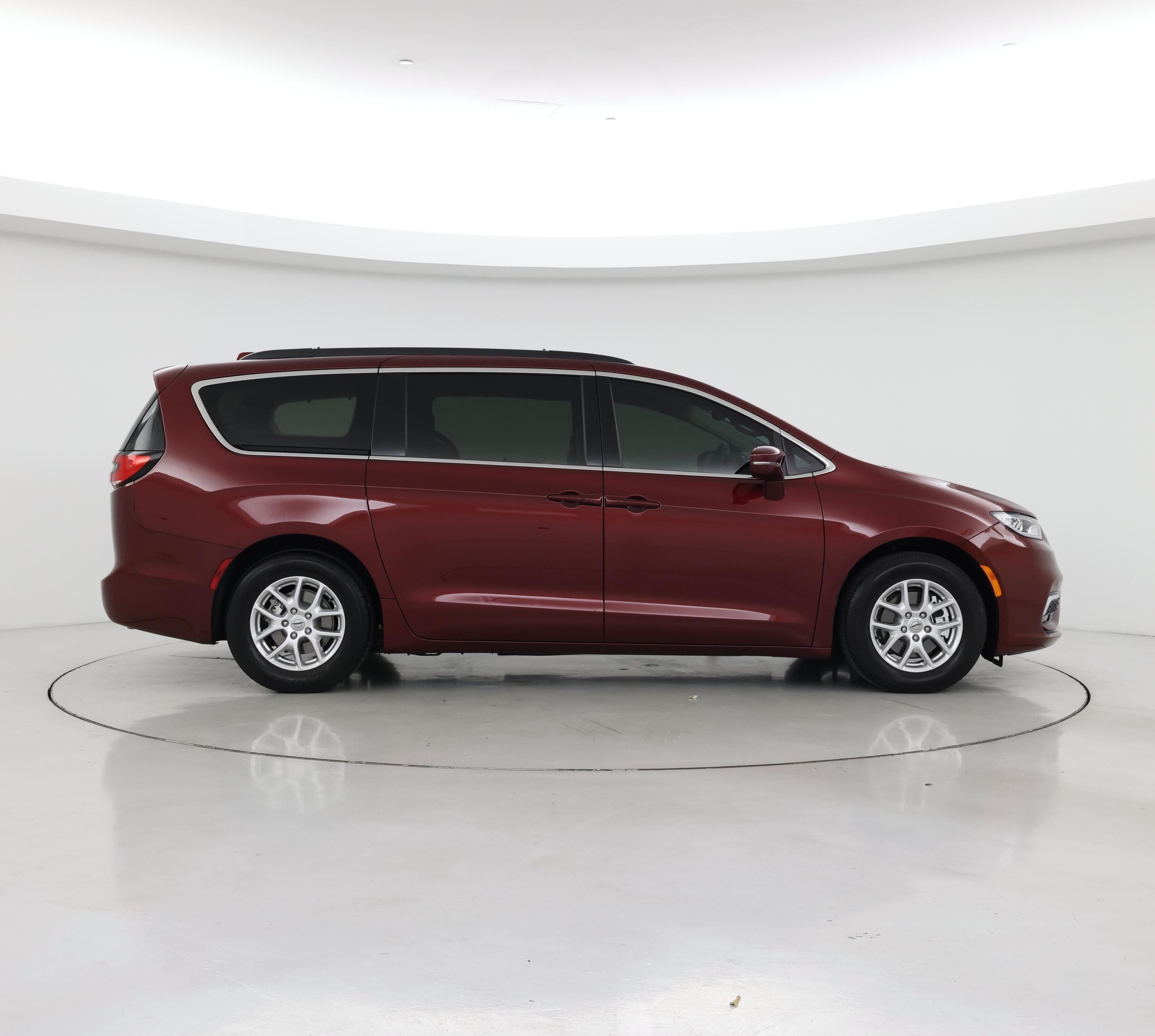 Thumbnail: 2022 Chrysler Pacifica - 7