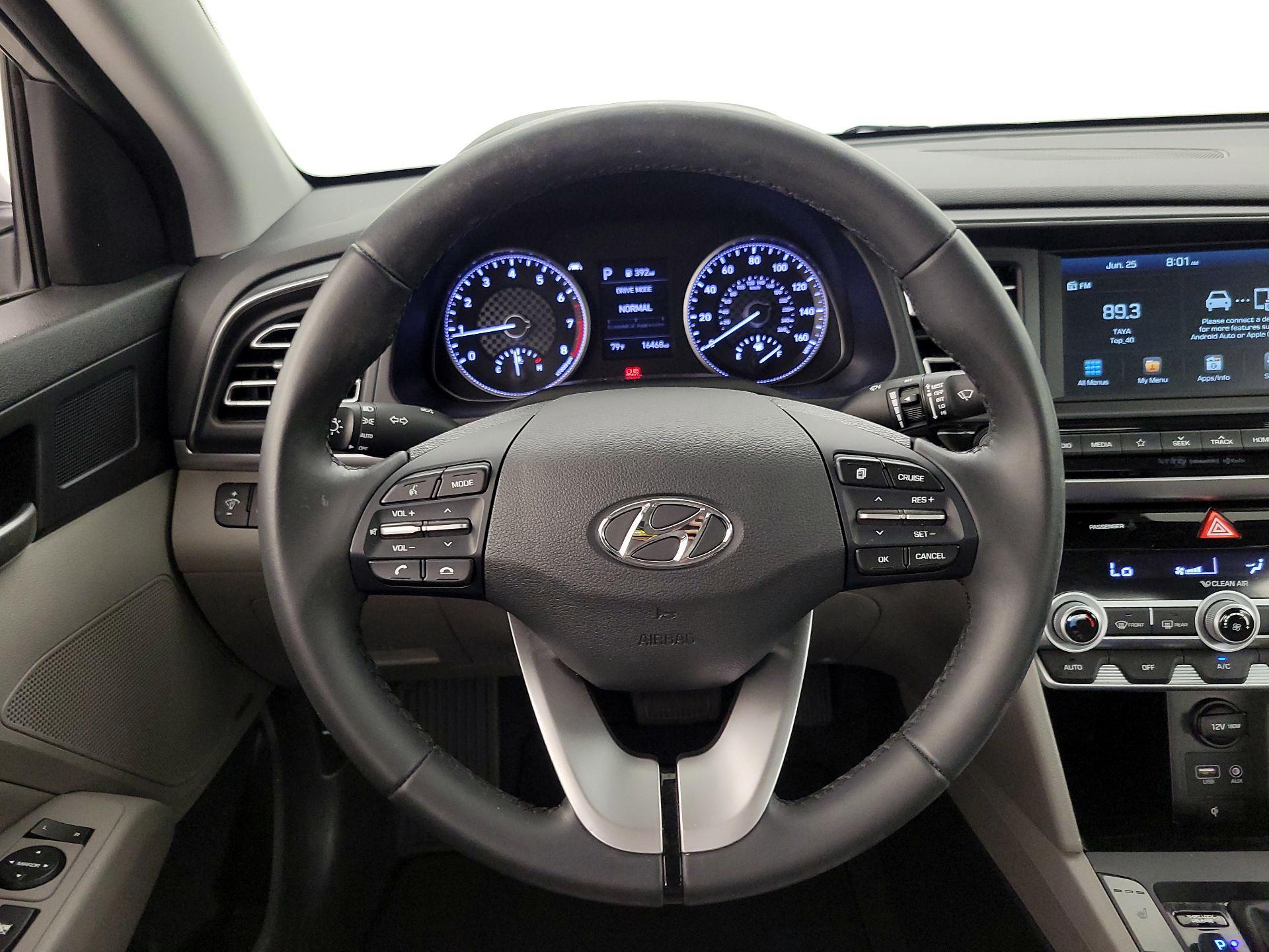 Thumbnail: 2020 Hyundai Elantra - 10