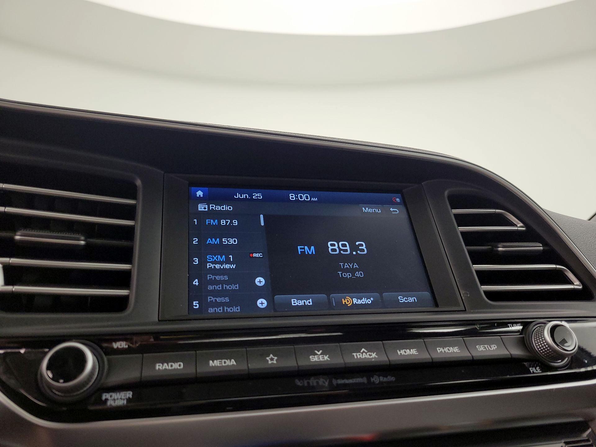 Thumbnail: 2020 Hyundai Elantra - 15
