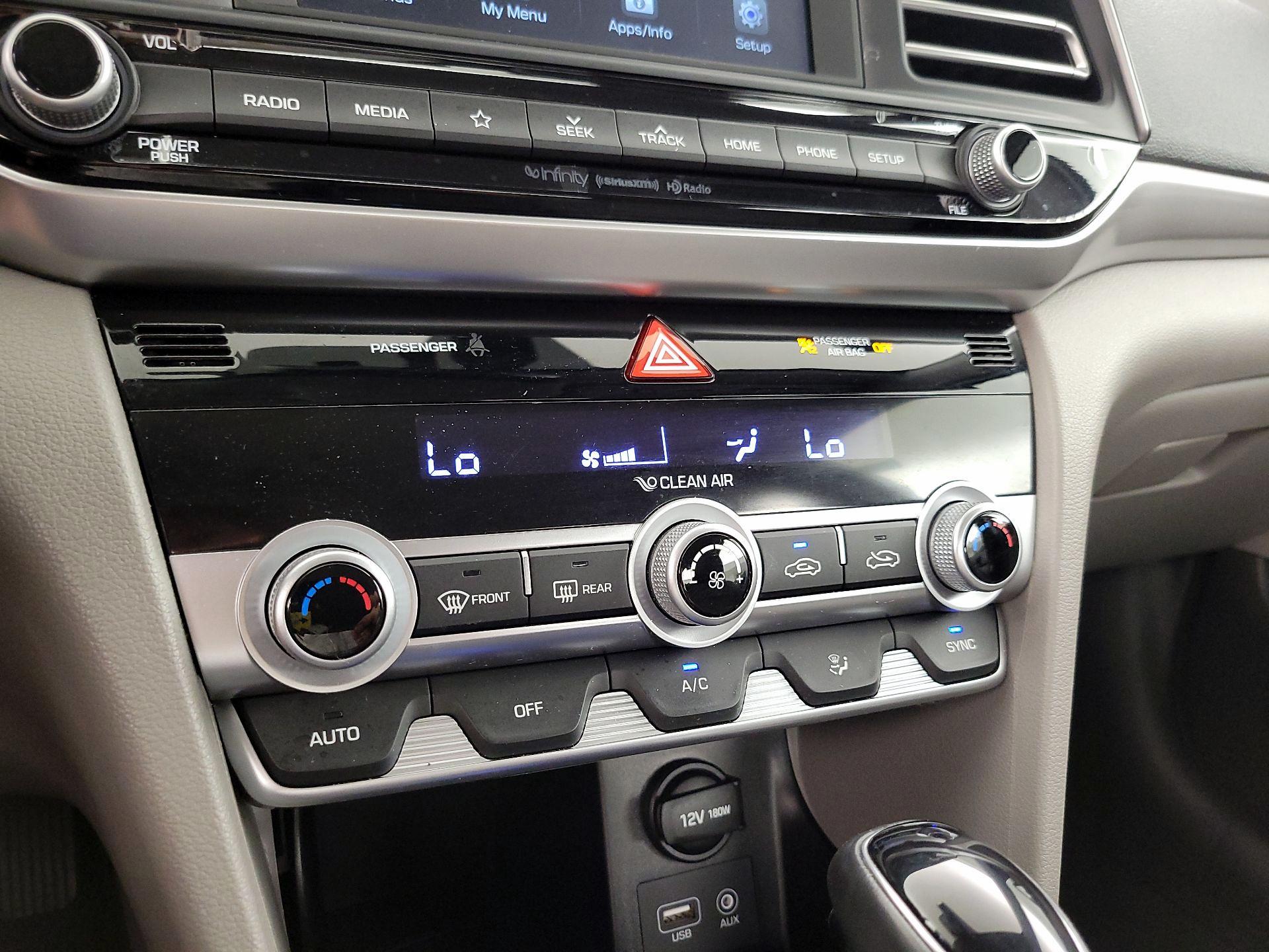 Thumbnail: 2020 Hyundai Elantra - 16