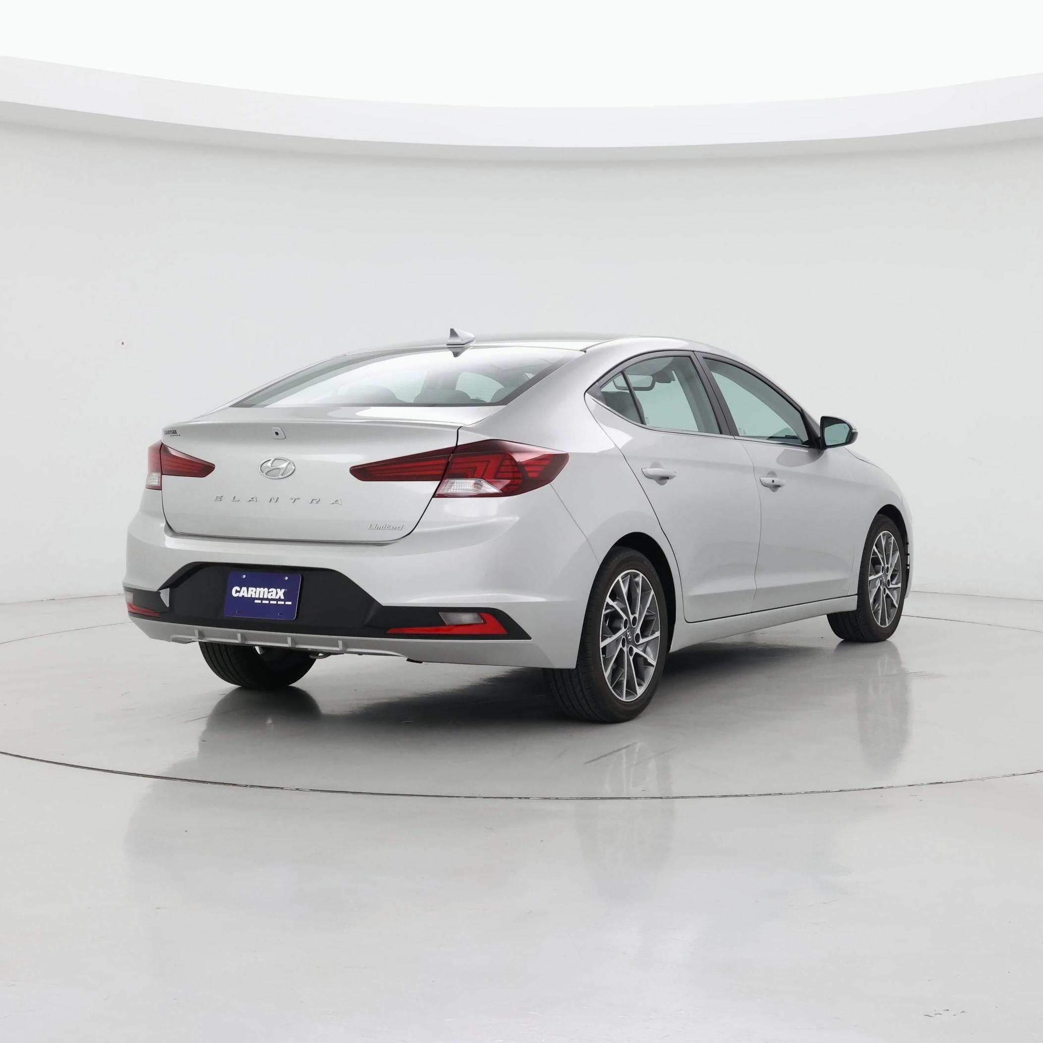 Thumbnail: 2020 Hyundai Elantra - 8