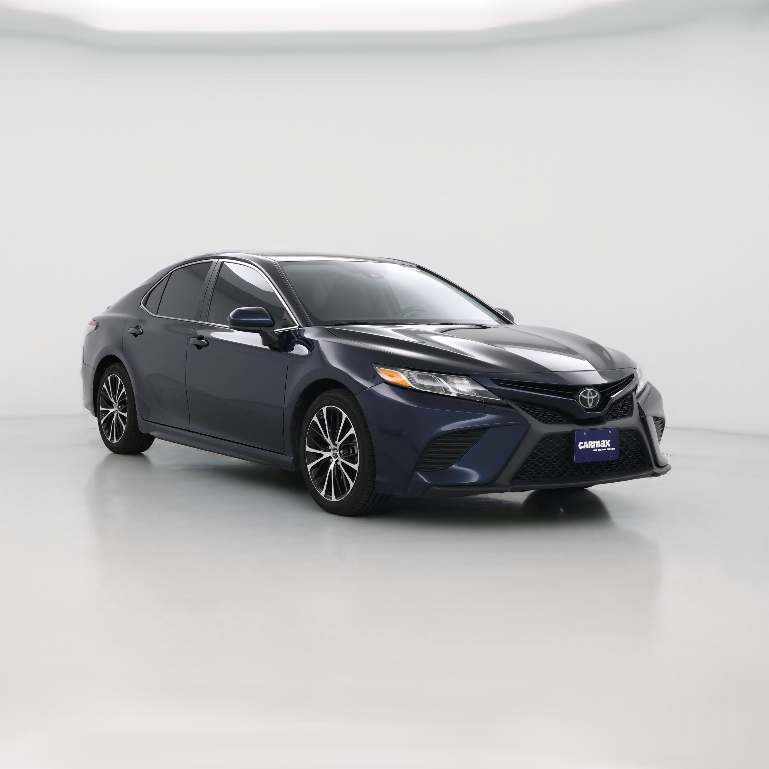 Thumbnail: 2019 Toyota Camry - 1