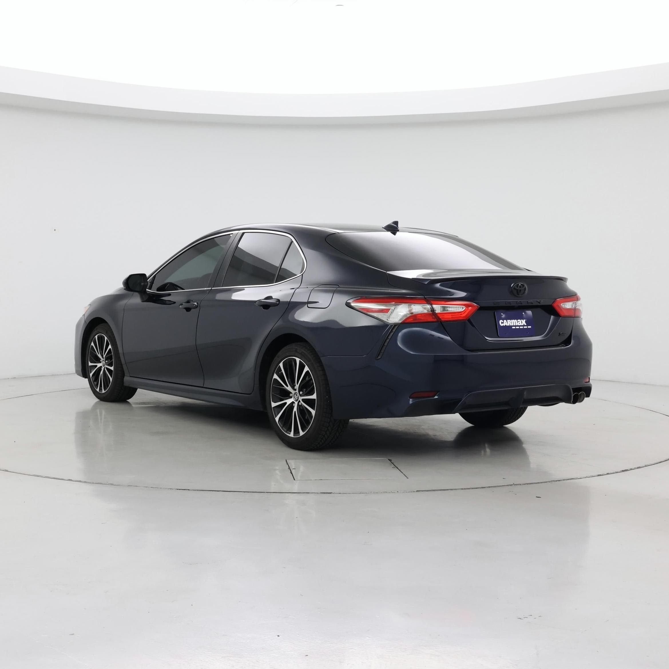 Thumbnail: 2019 Toyota Camry - 2