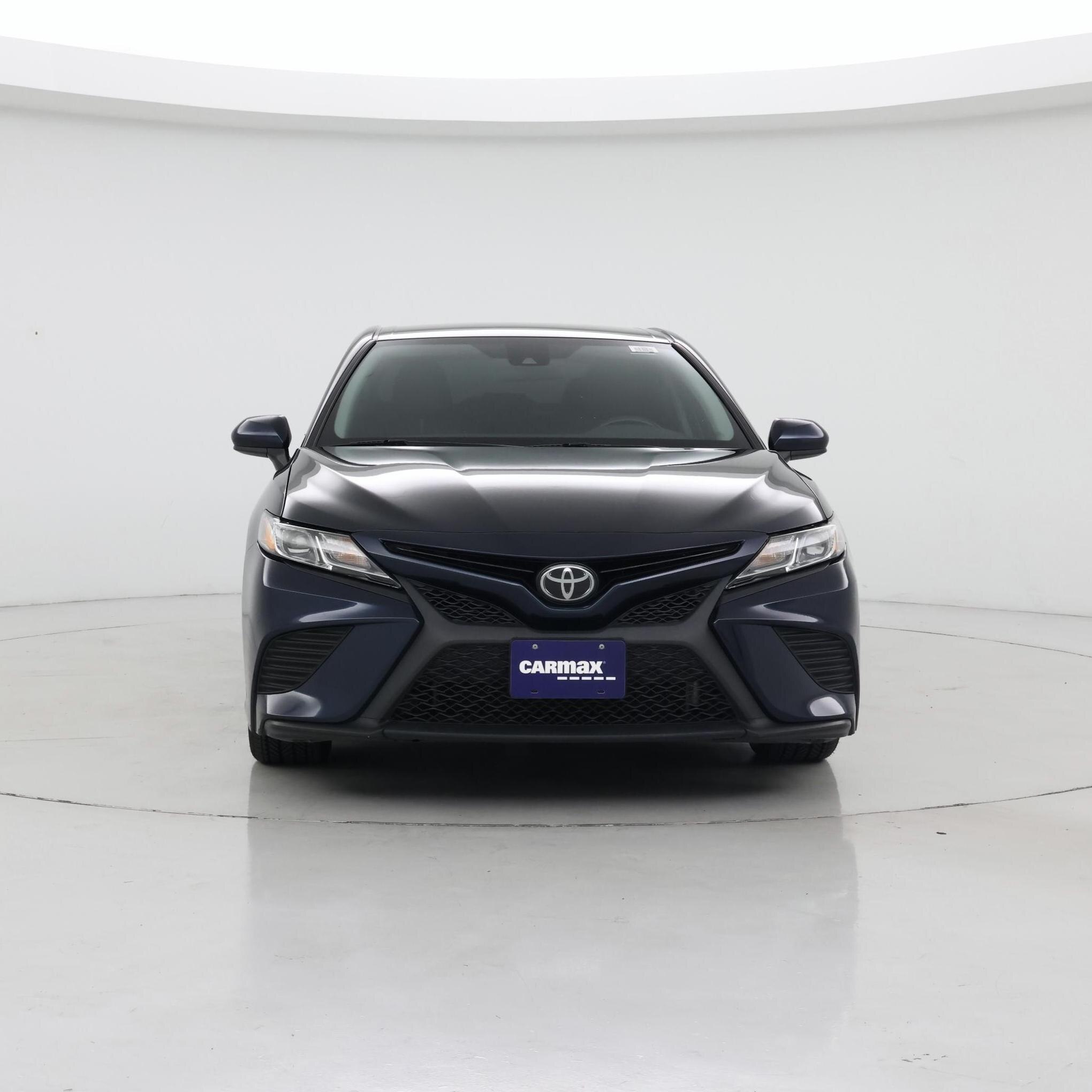 Thumbnail: 2019 Toyota Camry - 5
