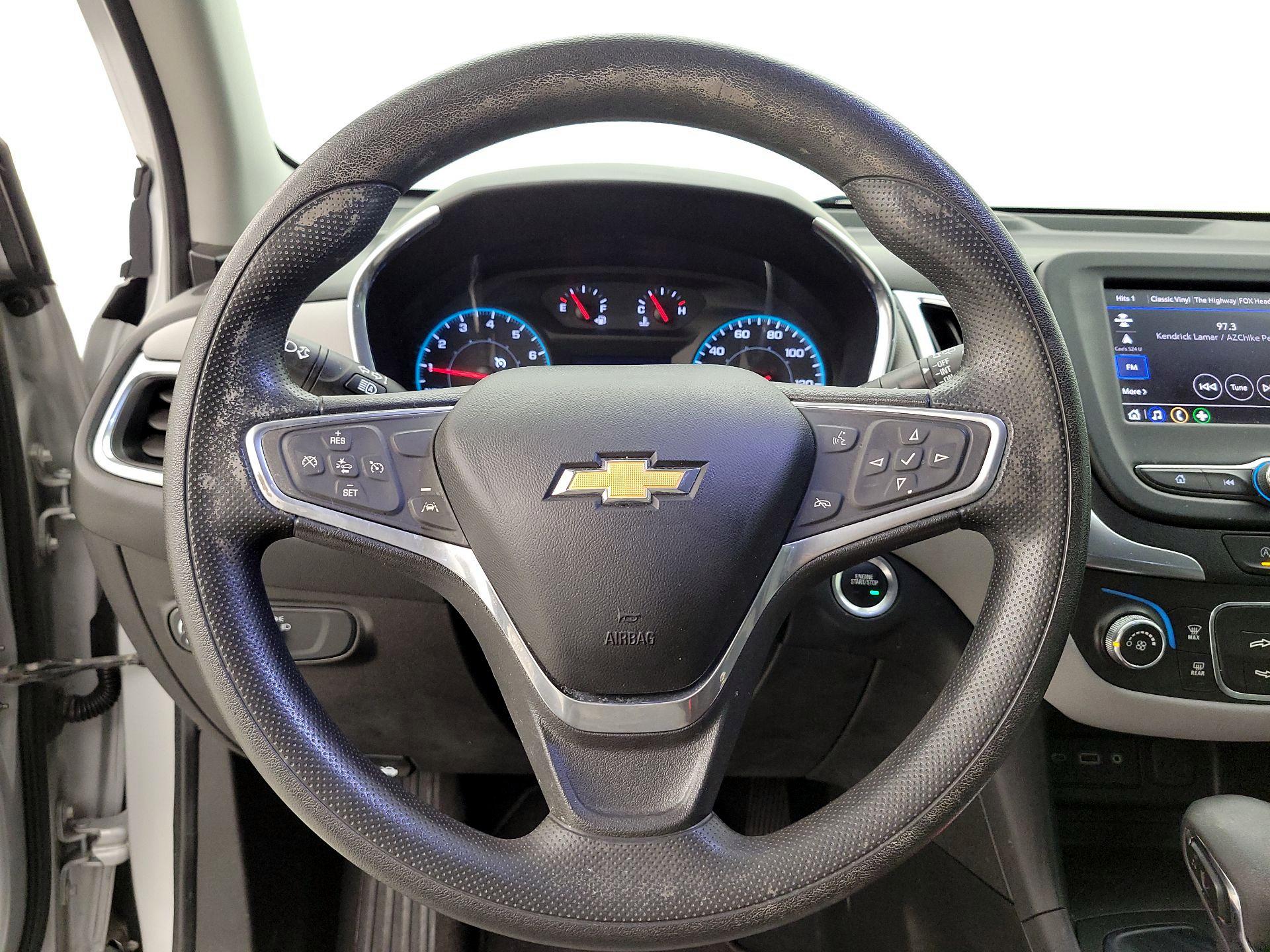 Thumbnail: 2022 Chevrolet Equinox - 10