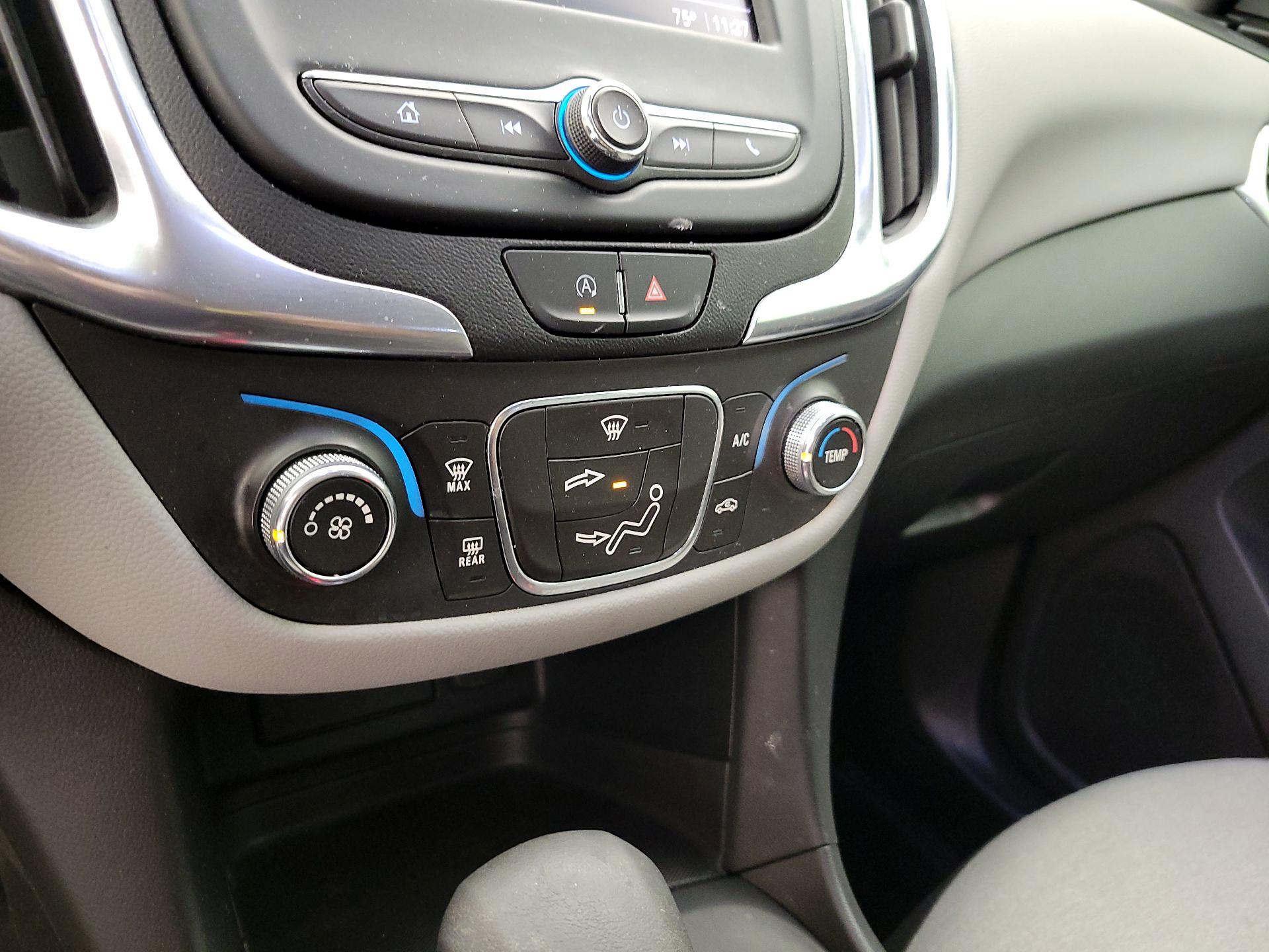 Thumbnail: 2022 Chevrolet Equinox - 16