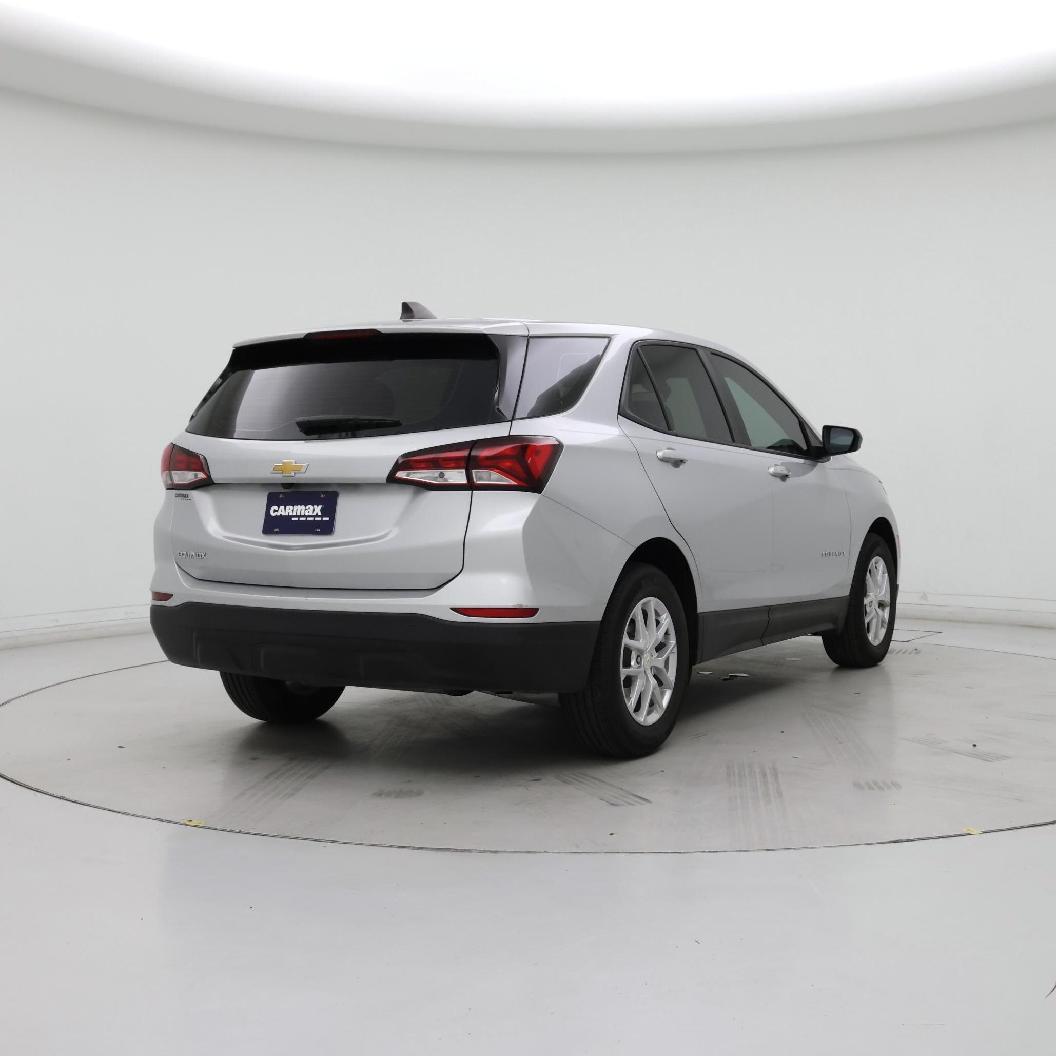 Thumbnail: 2022 Chevrolet Equinox - 8