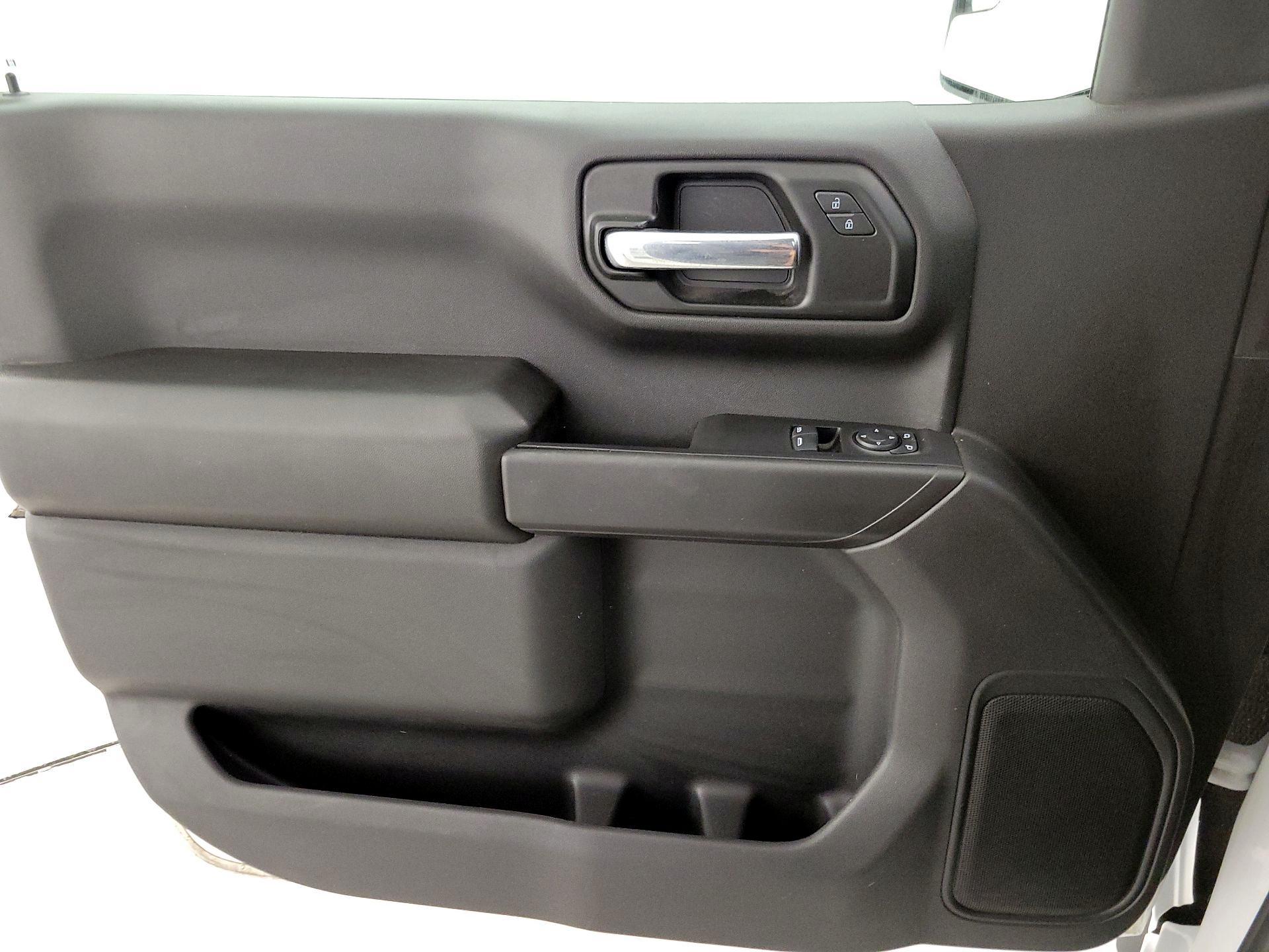 Thumbnail: 2021 Chevrolet Silverado 1500 - 12
