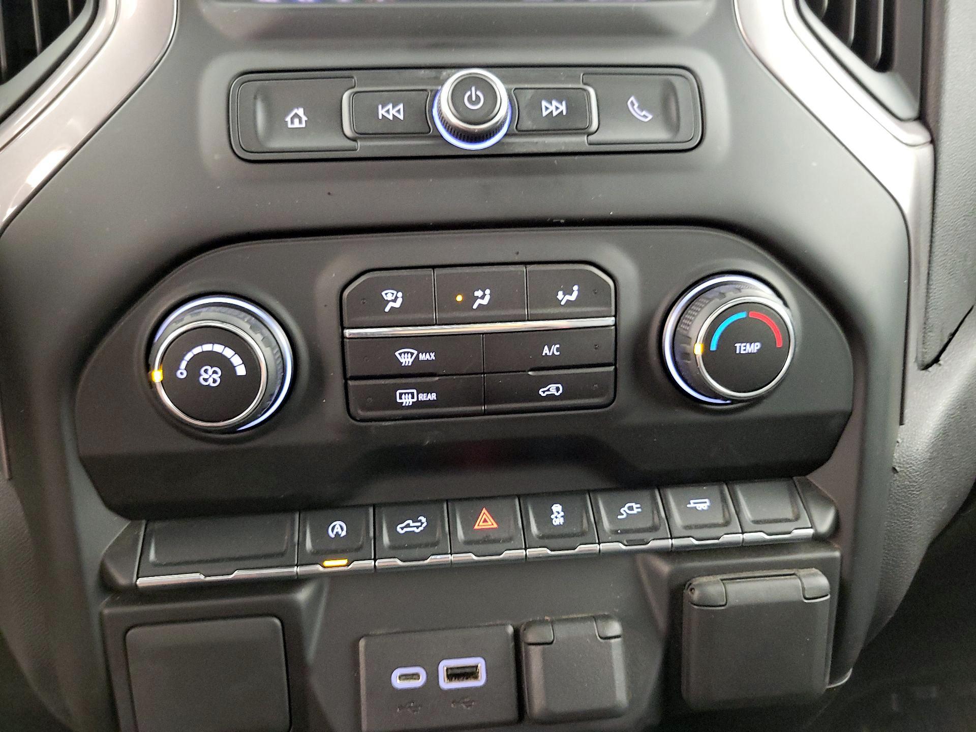 Thumbnail: 2021 Chevrolet Silverado 1500 - 16