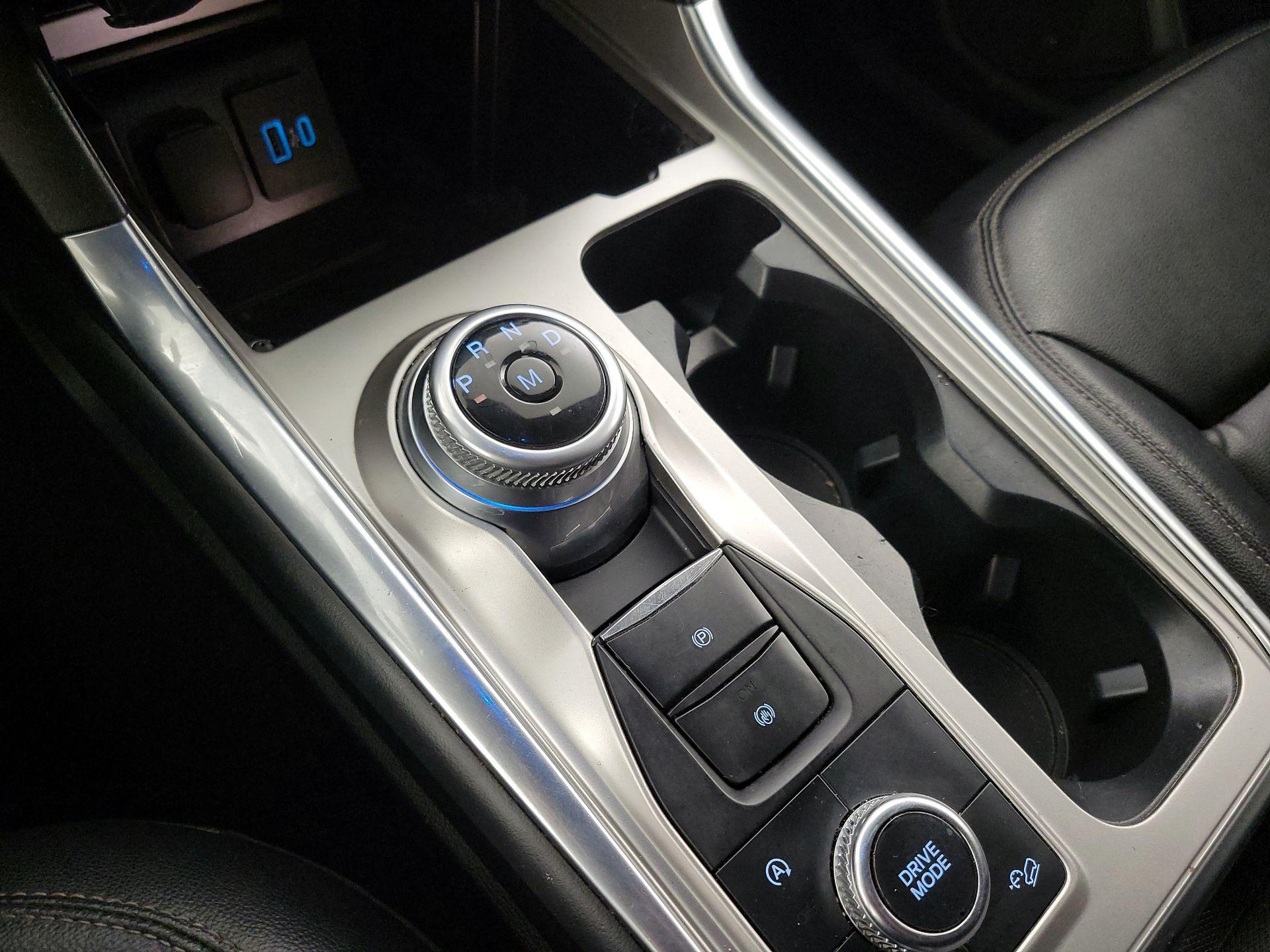 Thumbnail: 2020 Ford Explorer - 17