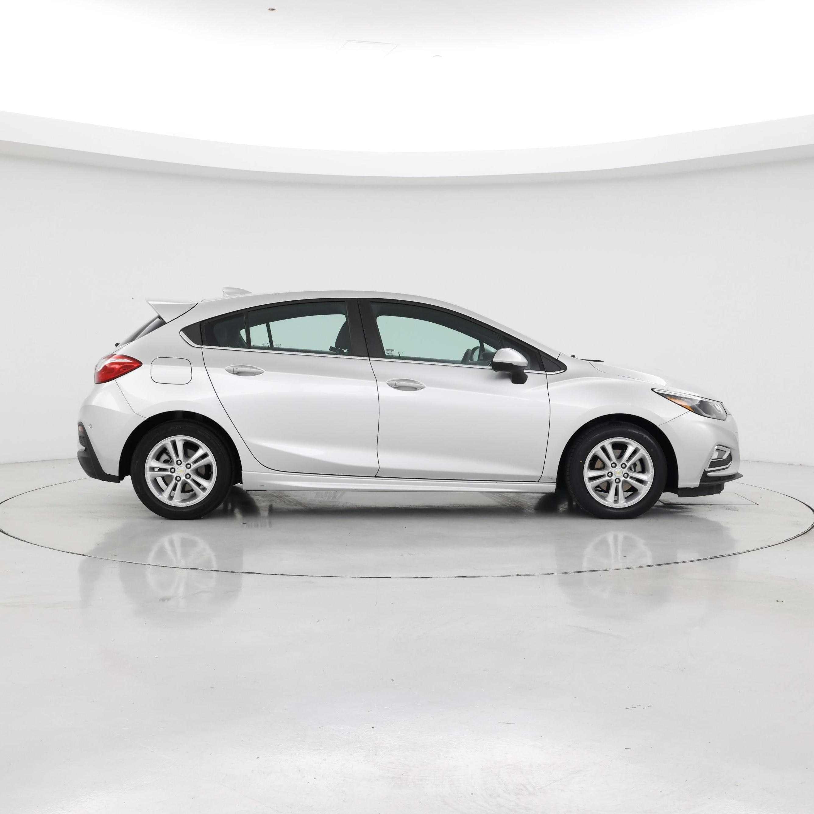 Thumbnail: 2017 Chevrolet Cruze - 7