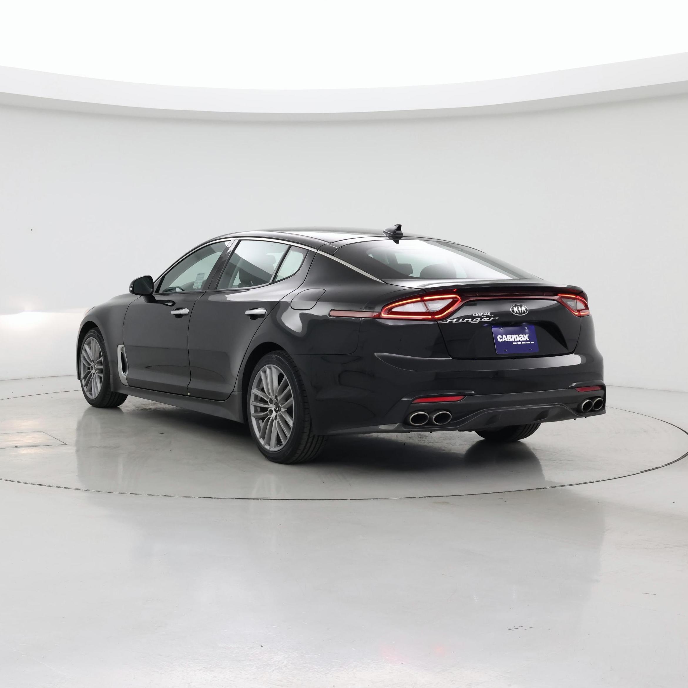 Thumbnail: 2018 Kia Stinger - 2