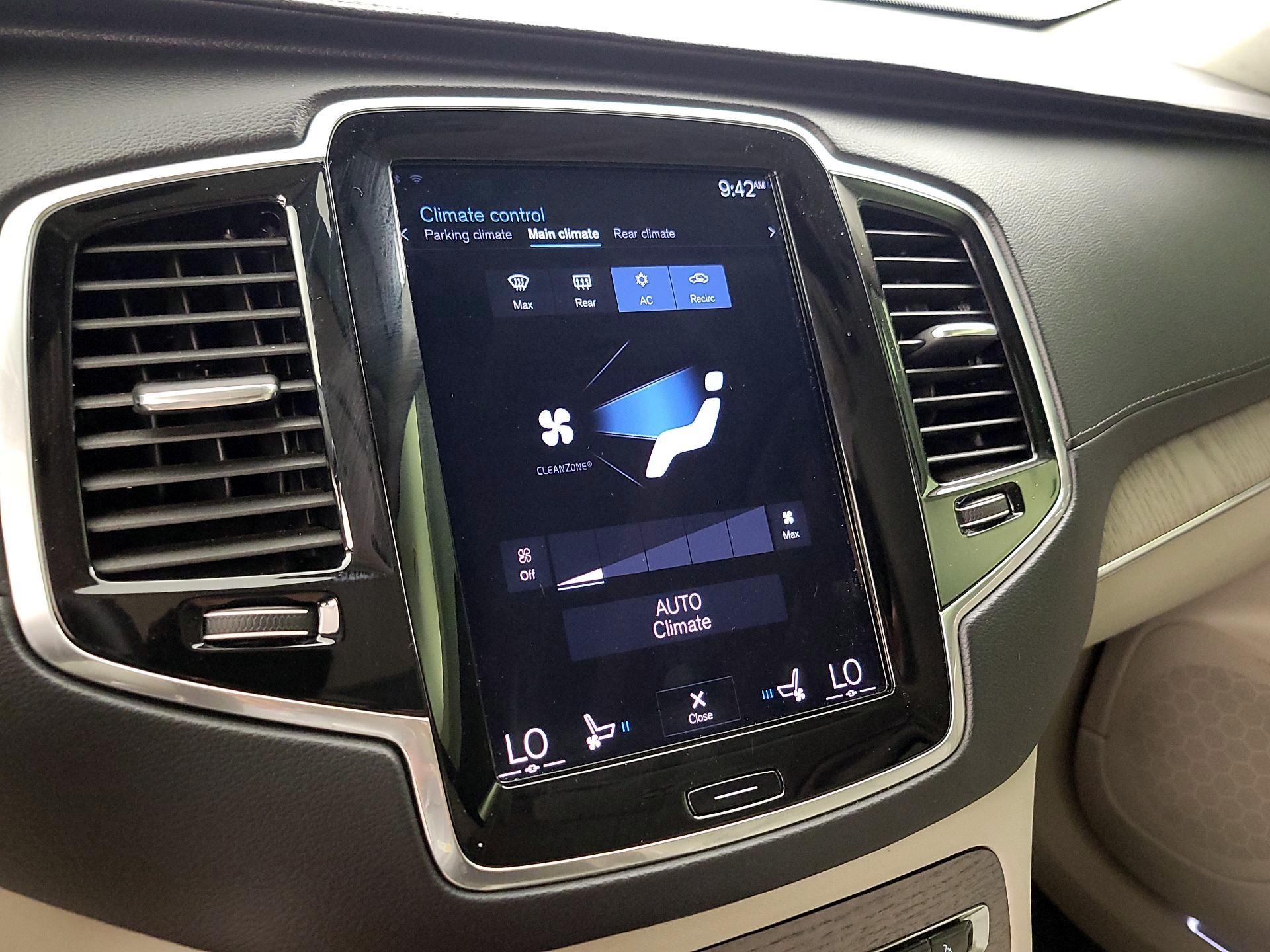 Thumbnail: 2021 Volvo XC90 - 17