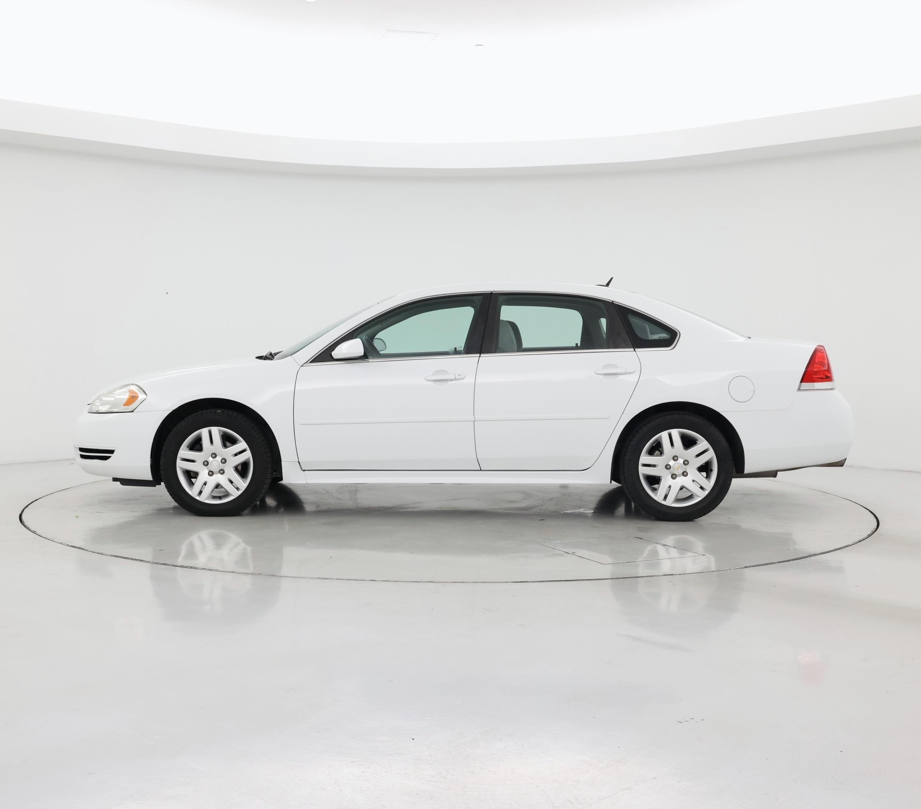 Thumbnail: 2014 Chevrolet Impala - 3
