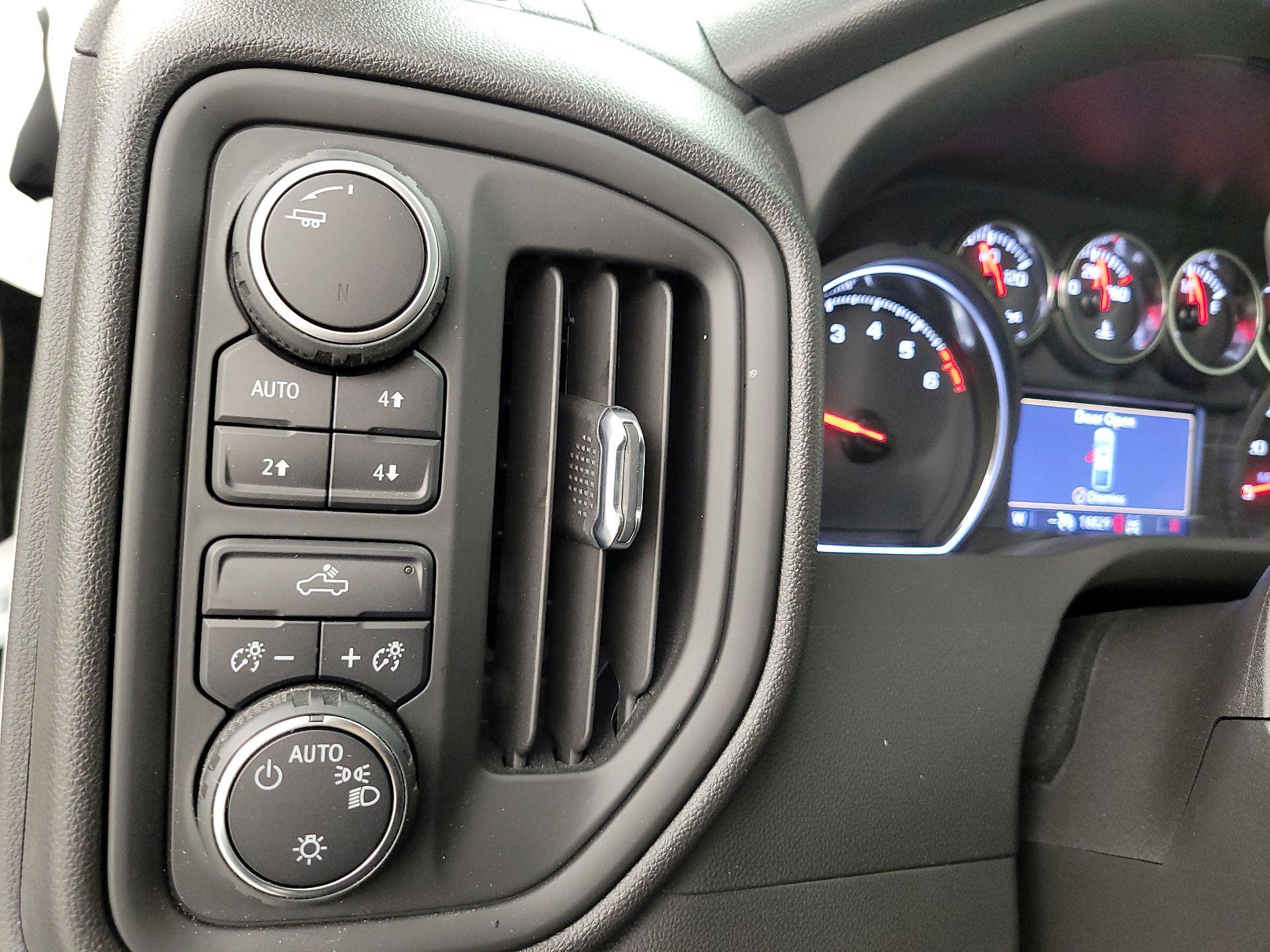 Thumbnail: 2022 Chevrolet Silverado 1500 - 13