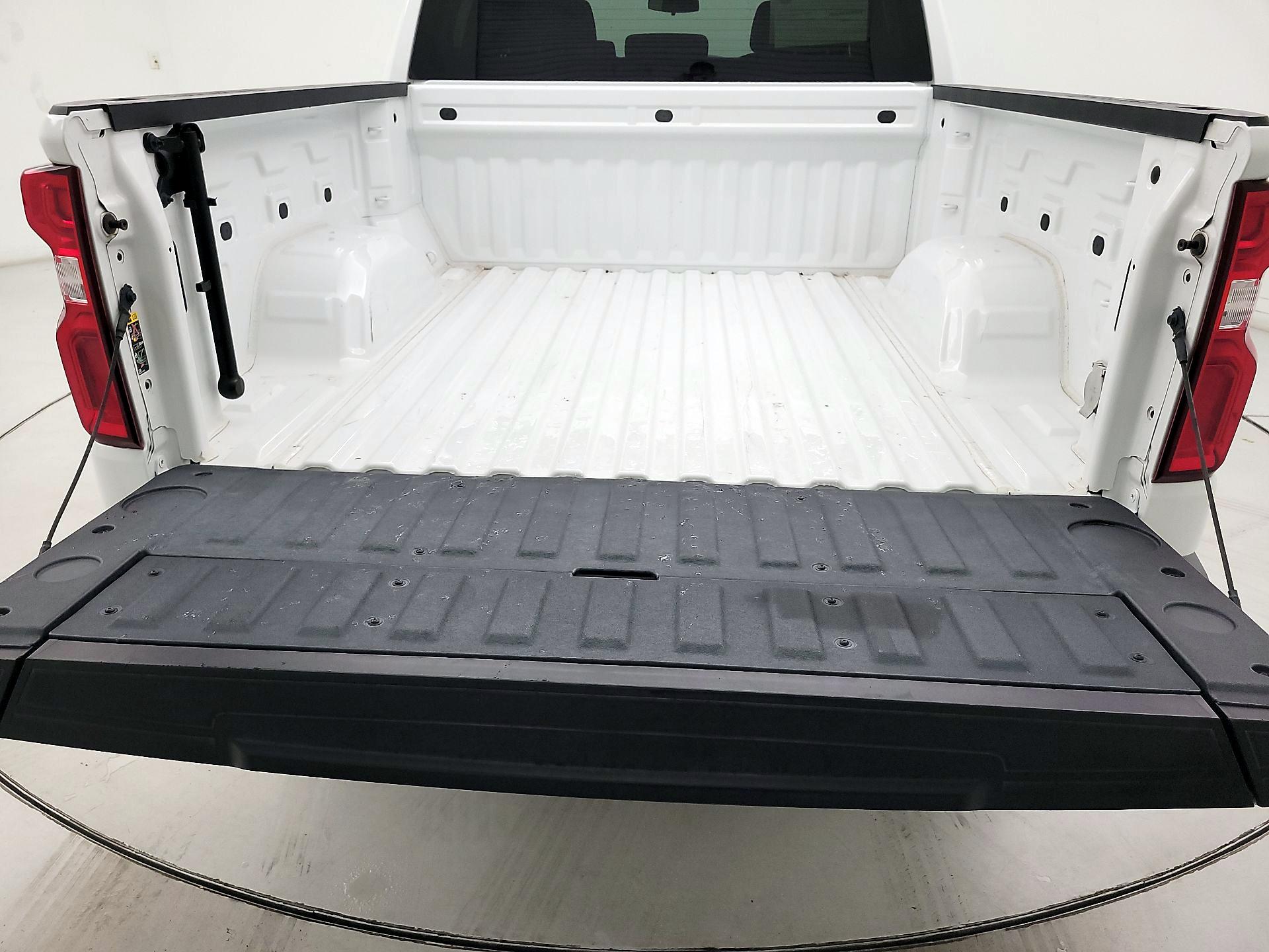 Thumbnail: 2022 Chevrolet Silverado 1500 - 20