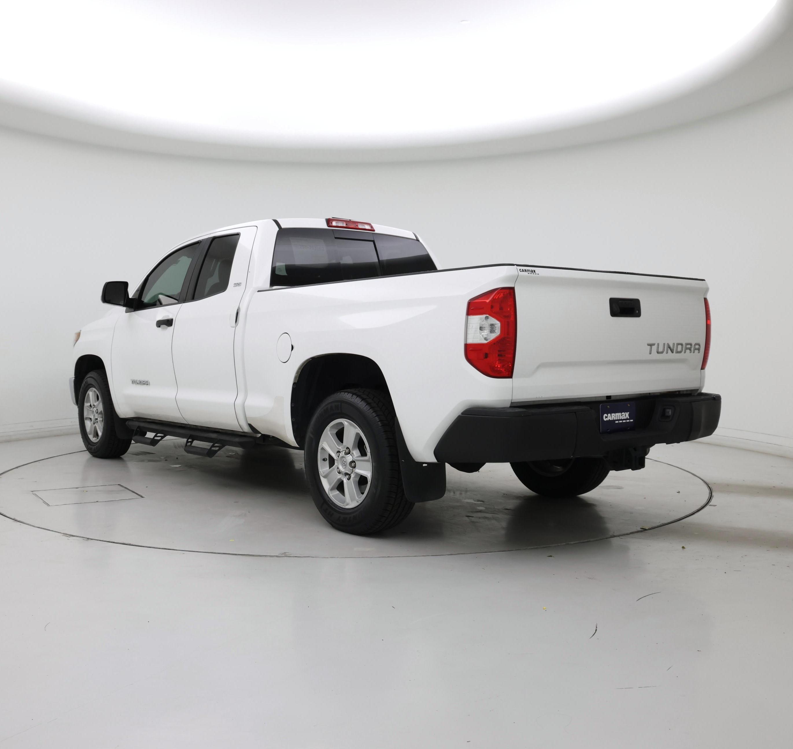 Thumbnail: 2019 Toyota Tundra - 2