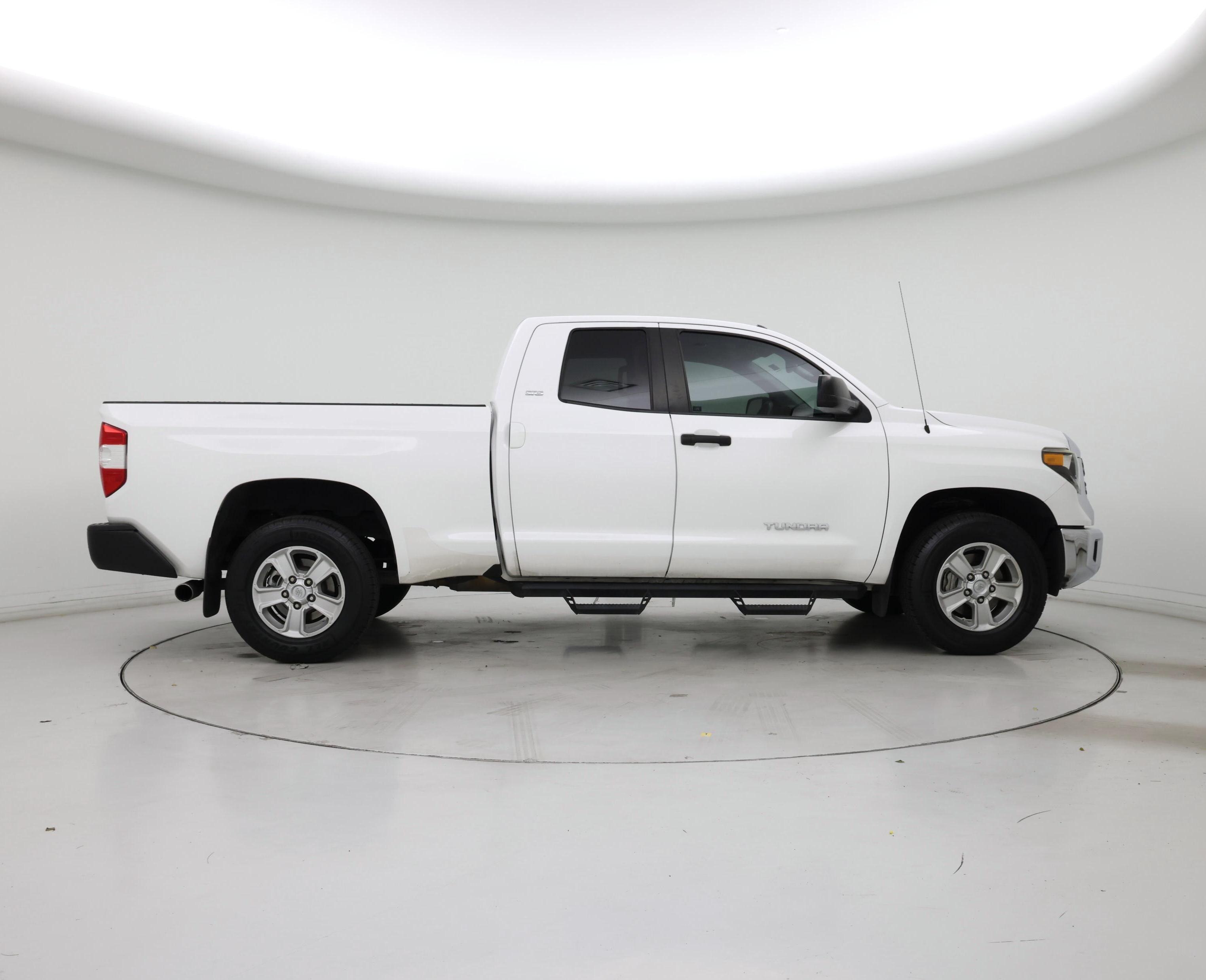 Thumbnail: 2019 Toyota Tundra - 7