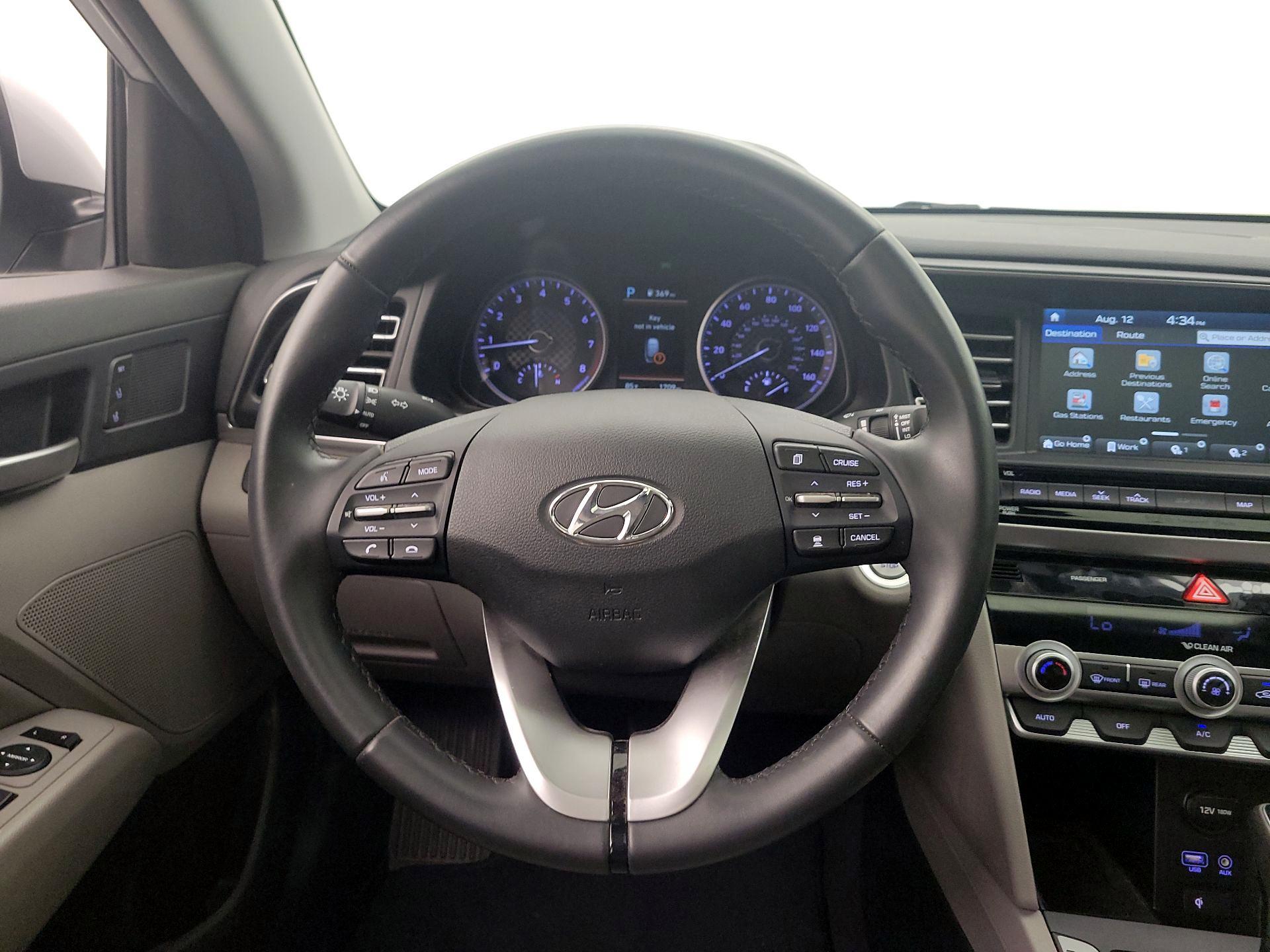 Thumbnail: 2020 Hyundai Elantra - 10