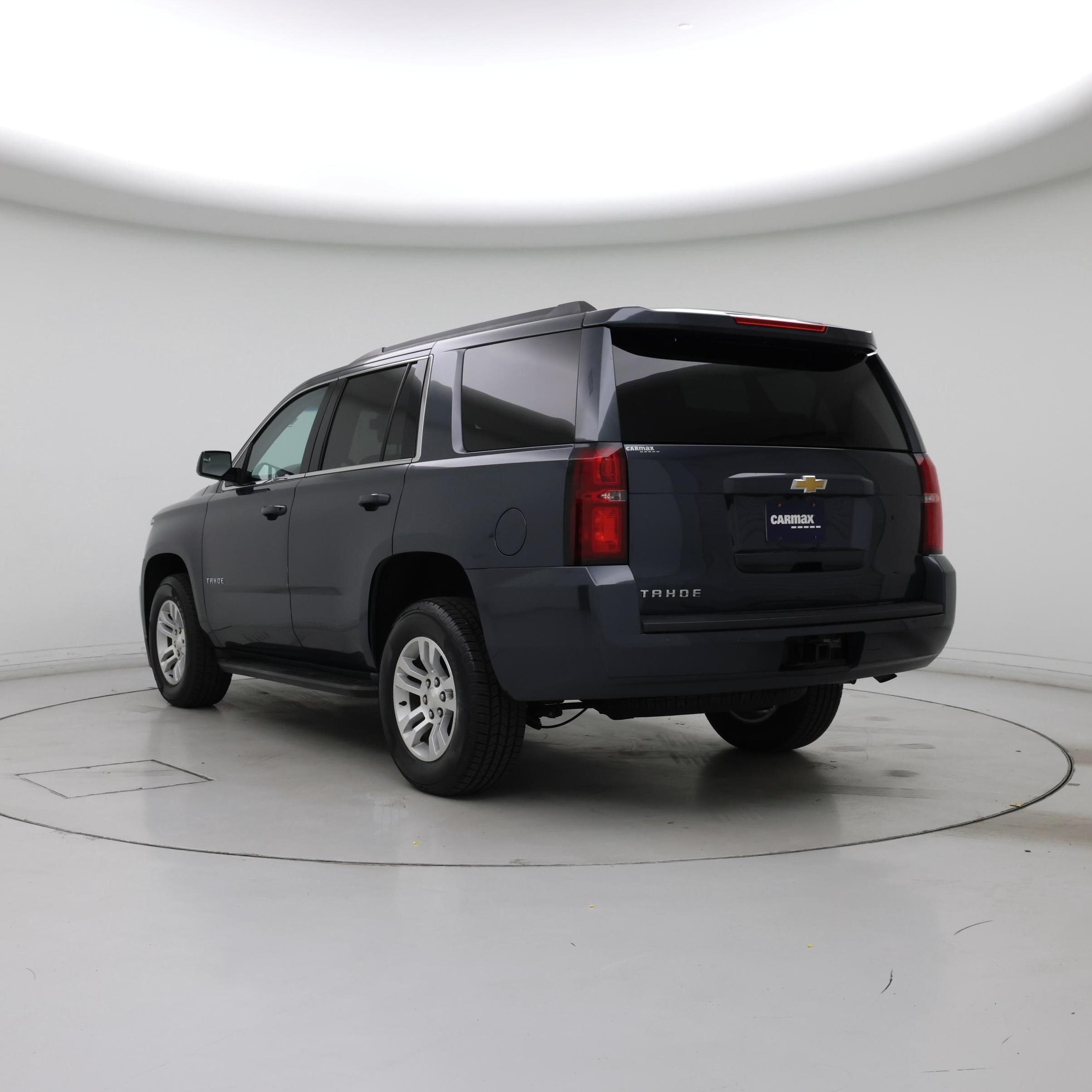 Thumbnail: 2019 Chevrolet Tahoe - 2