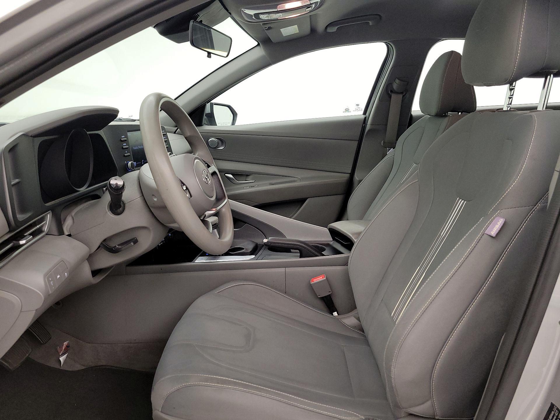 Thumbnail: 2021 Hyundai Elantra - 11