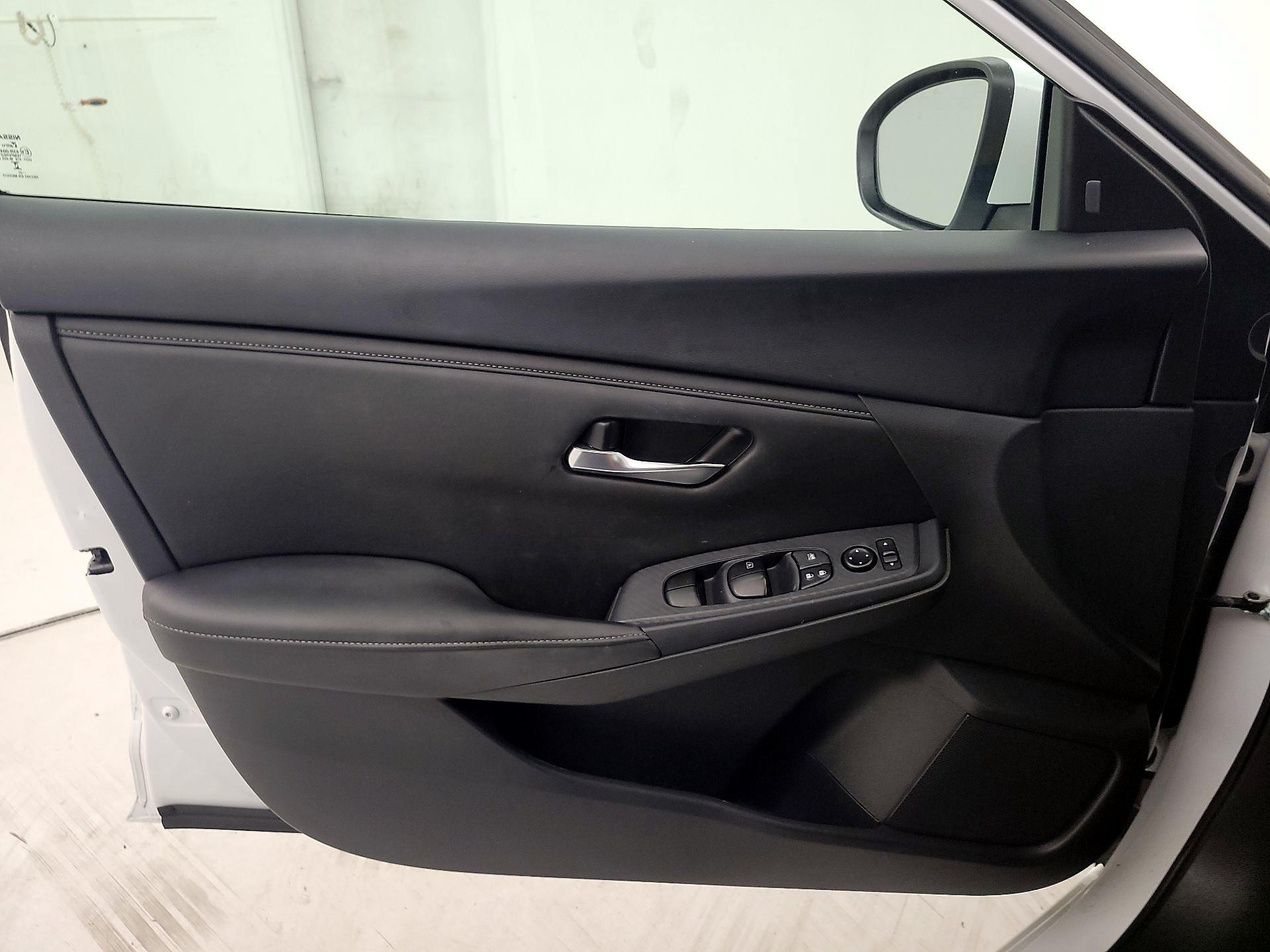 Thumbnail: 2023 Nissan Sentra - 12
