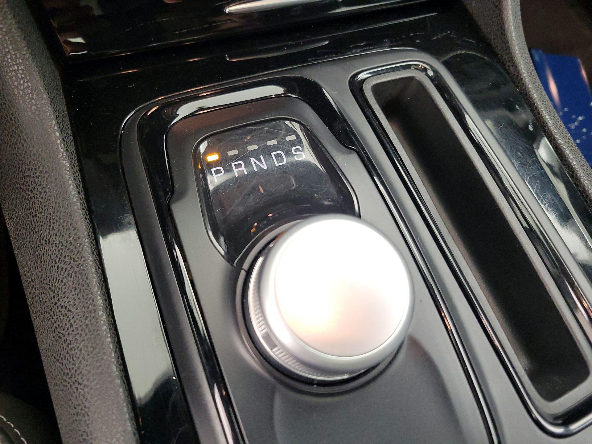 Thumbnail: 2021 Chrysler 300 - 17